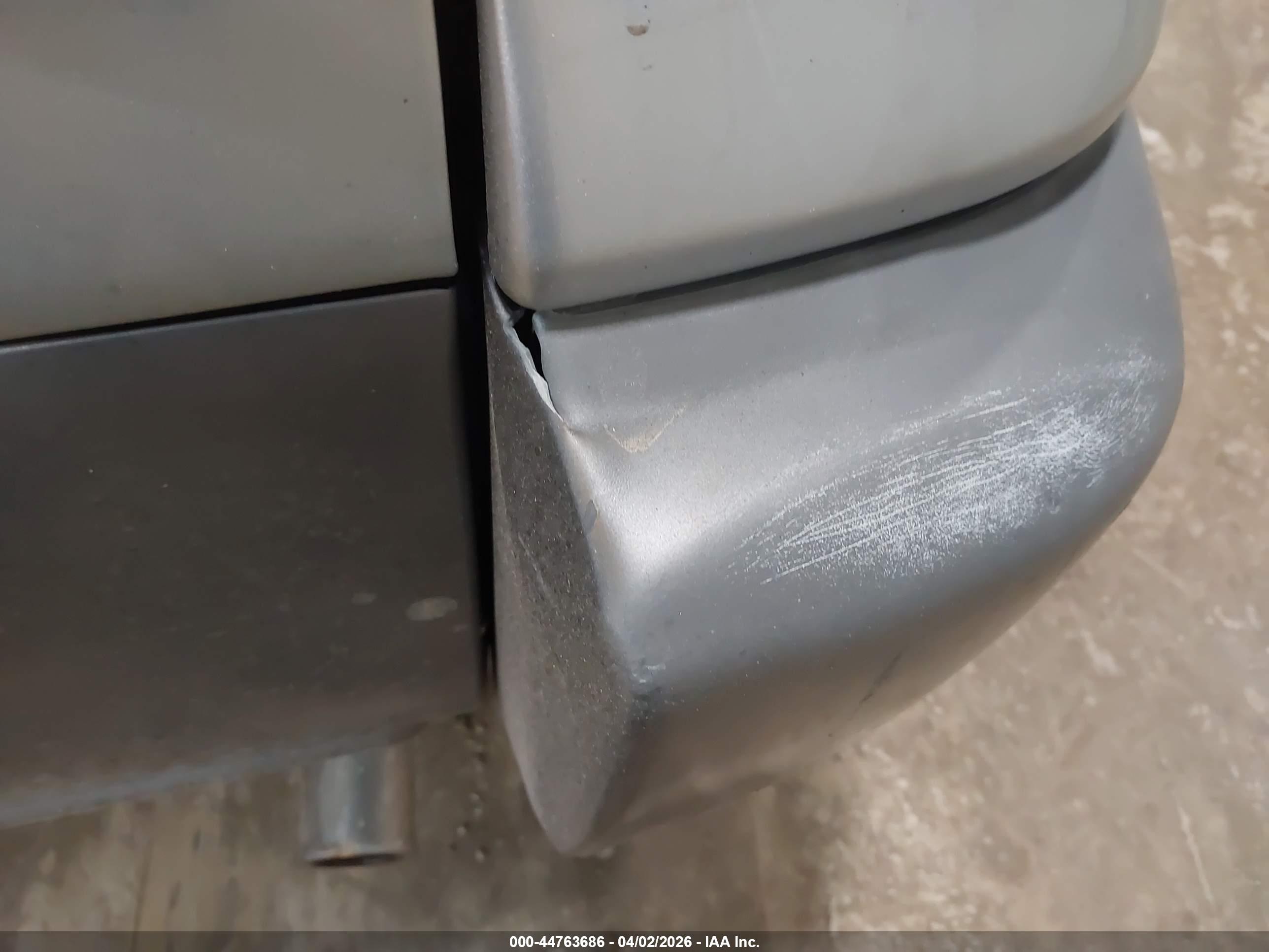 TOYOTA RAV4 image 6