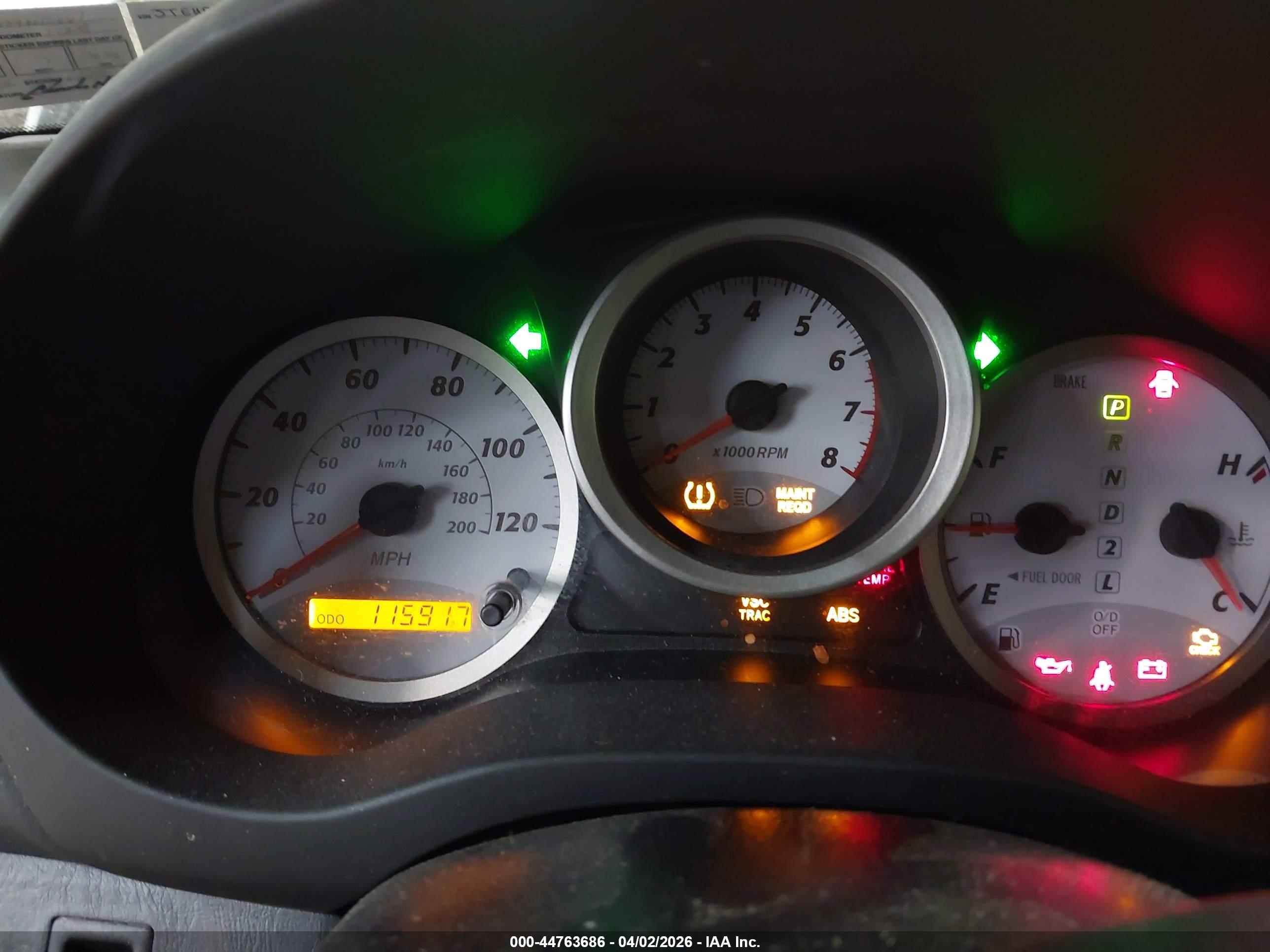 TOYOTA RAV4 image 7