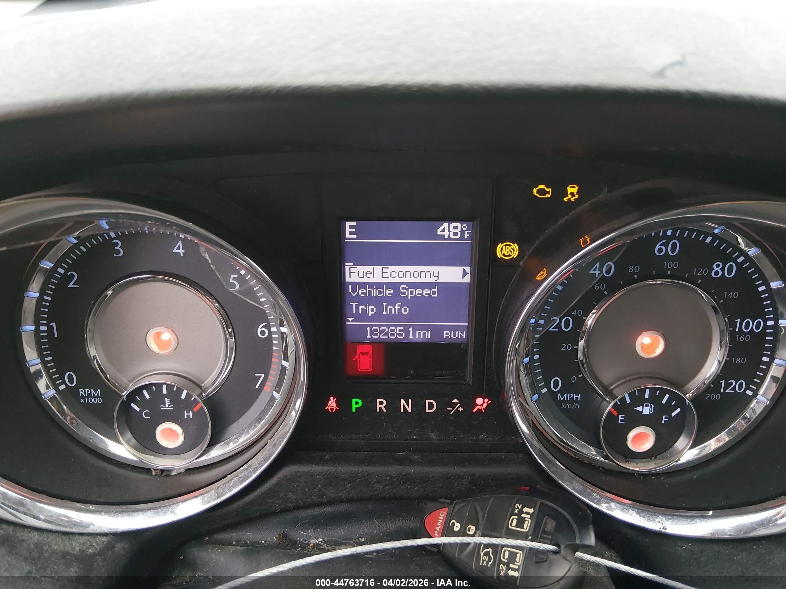CHRYSLER TOWN image 7
