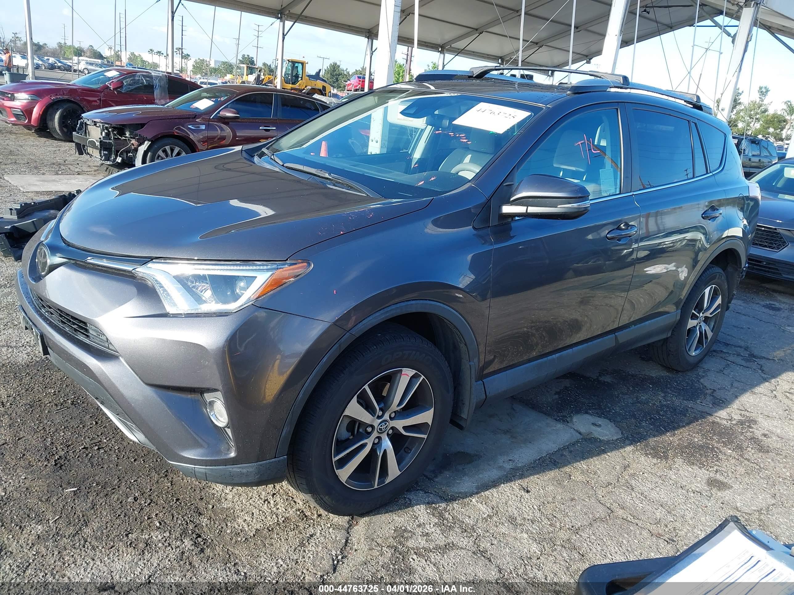 TOYOTA RAV4 image 2