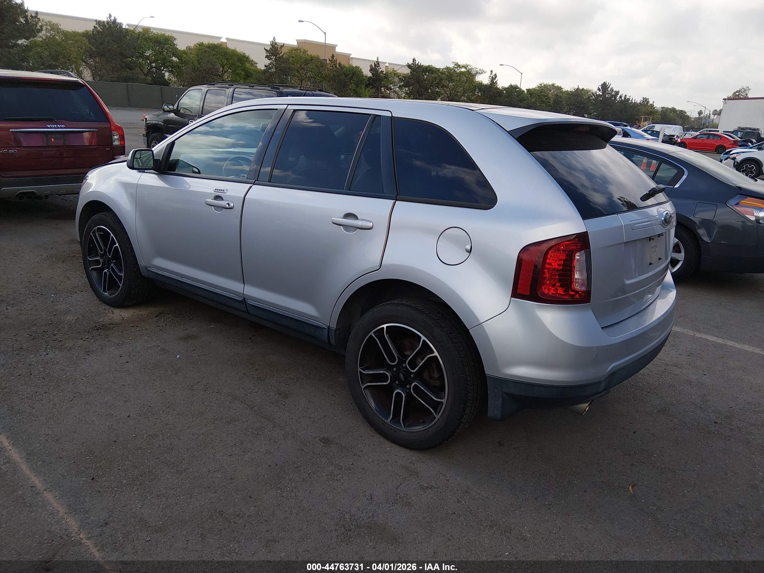 FORD EDGE image 3