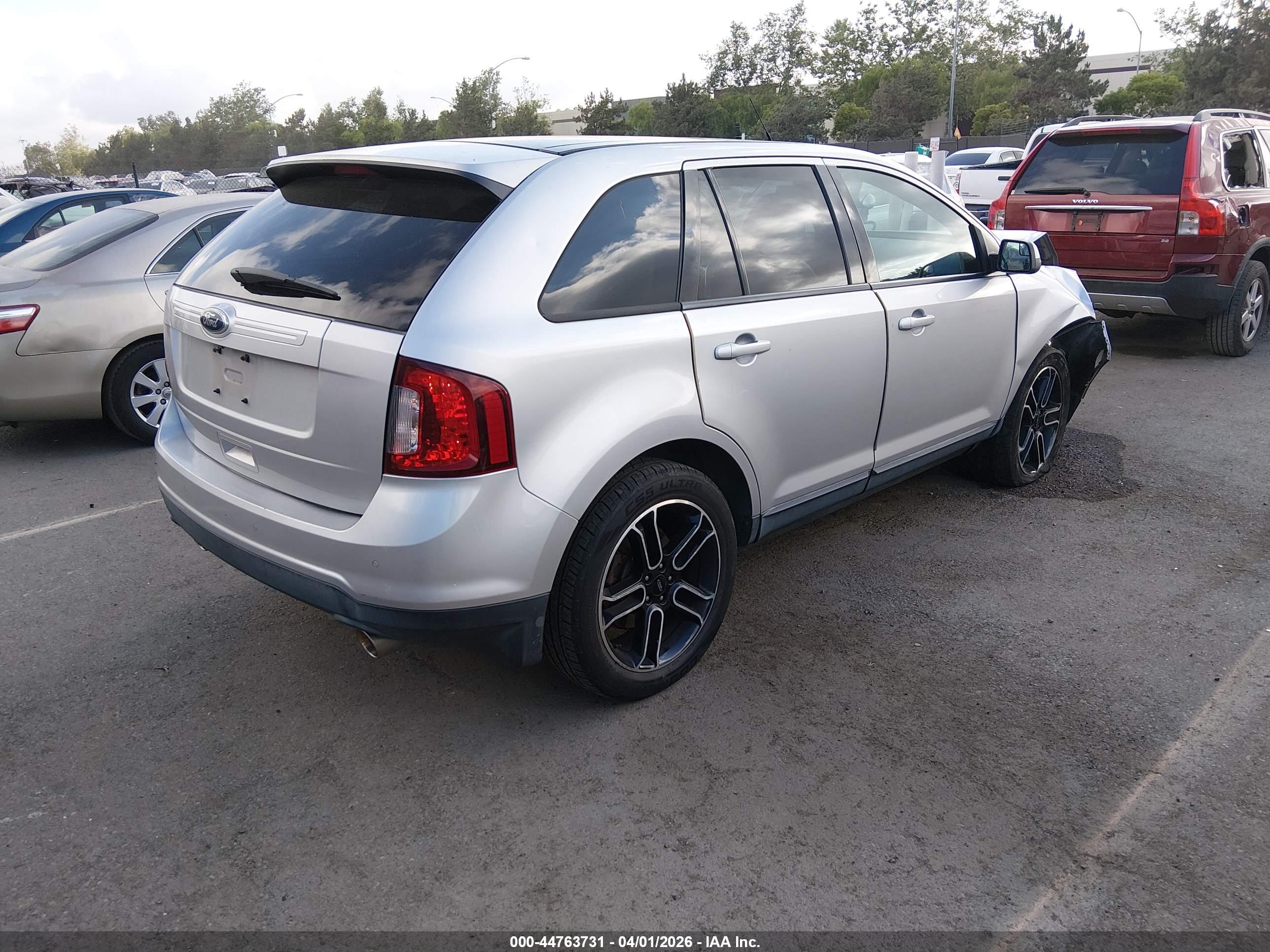 FORD EDGE image 4