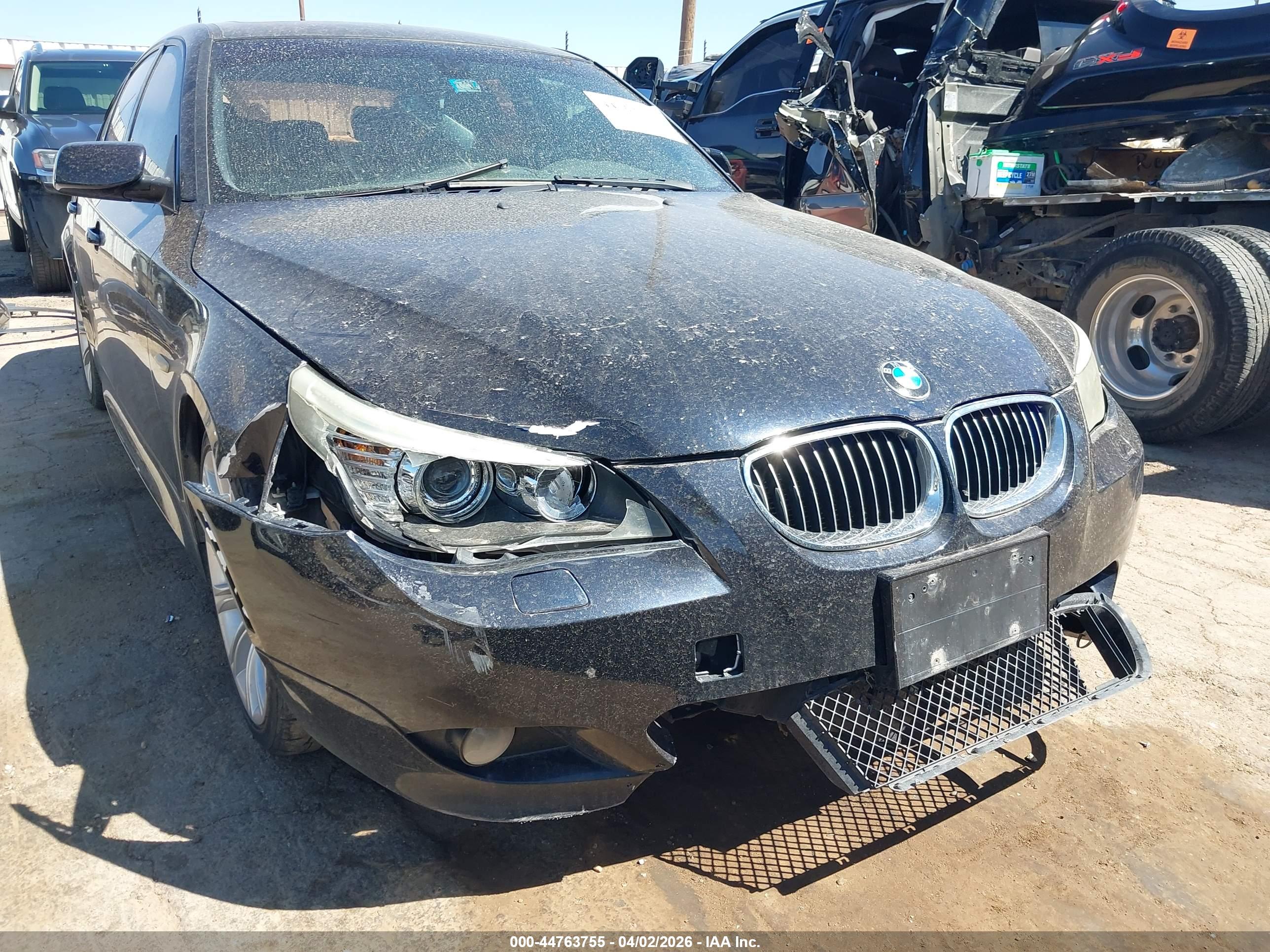 BMW 528I image 6