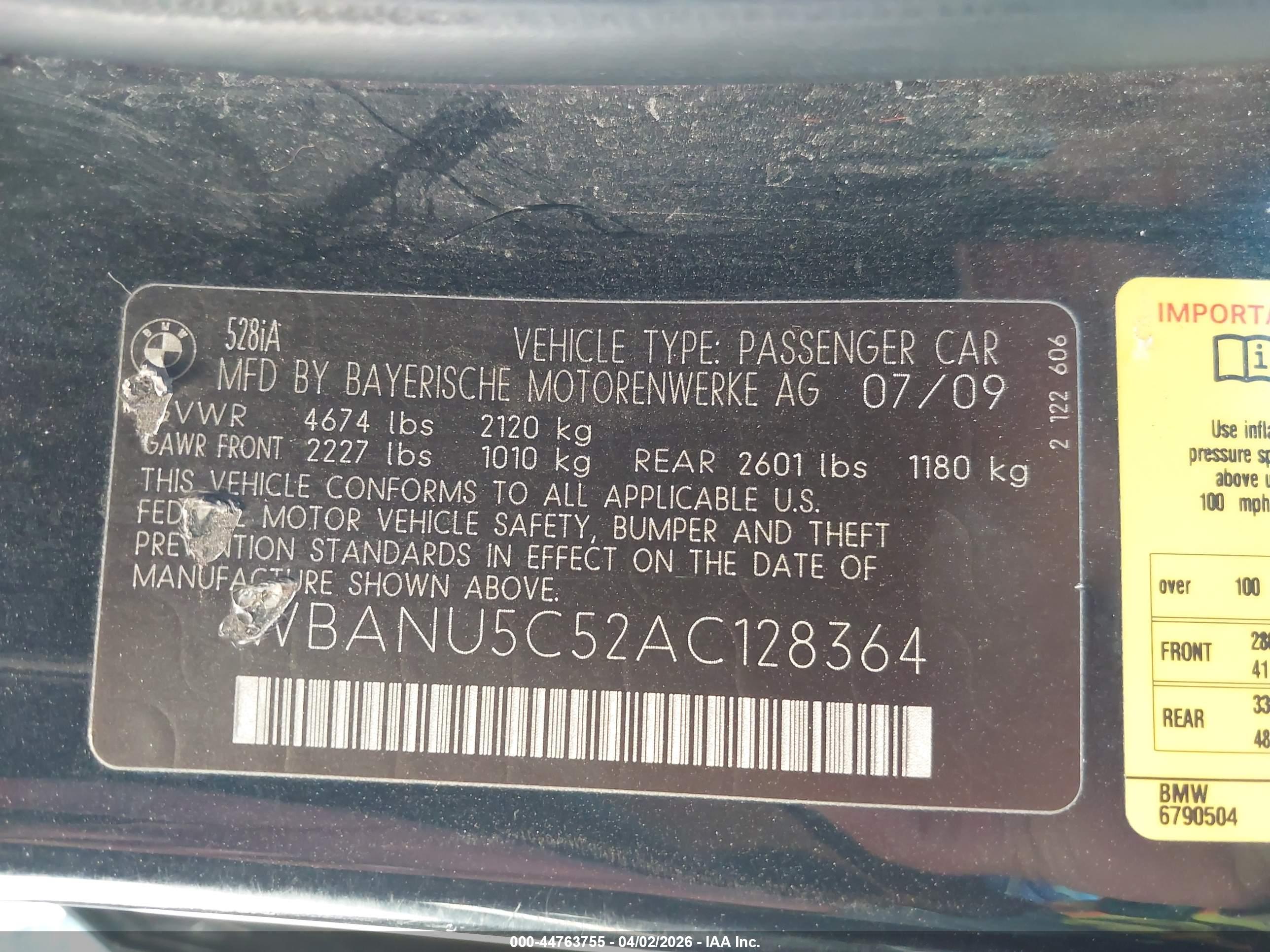 BMW 528I image 9