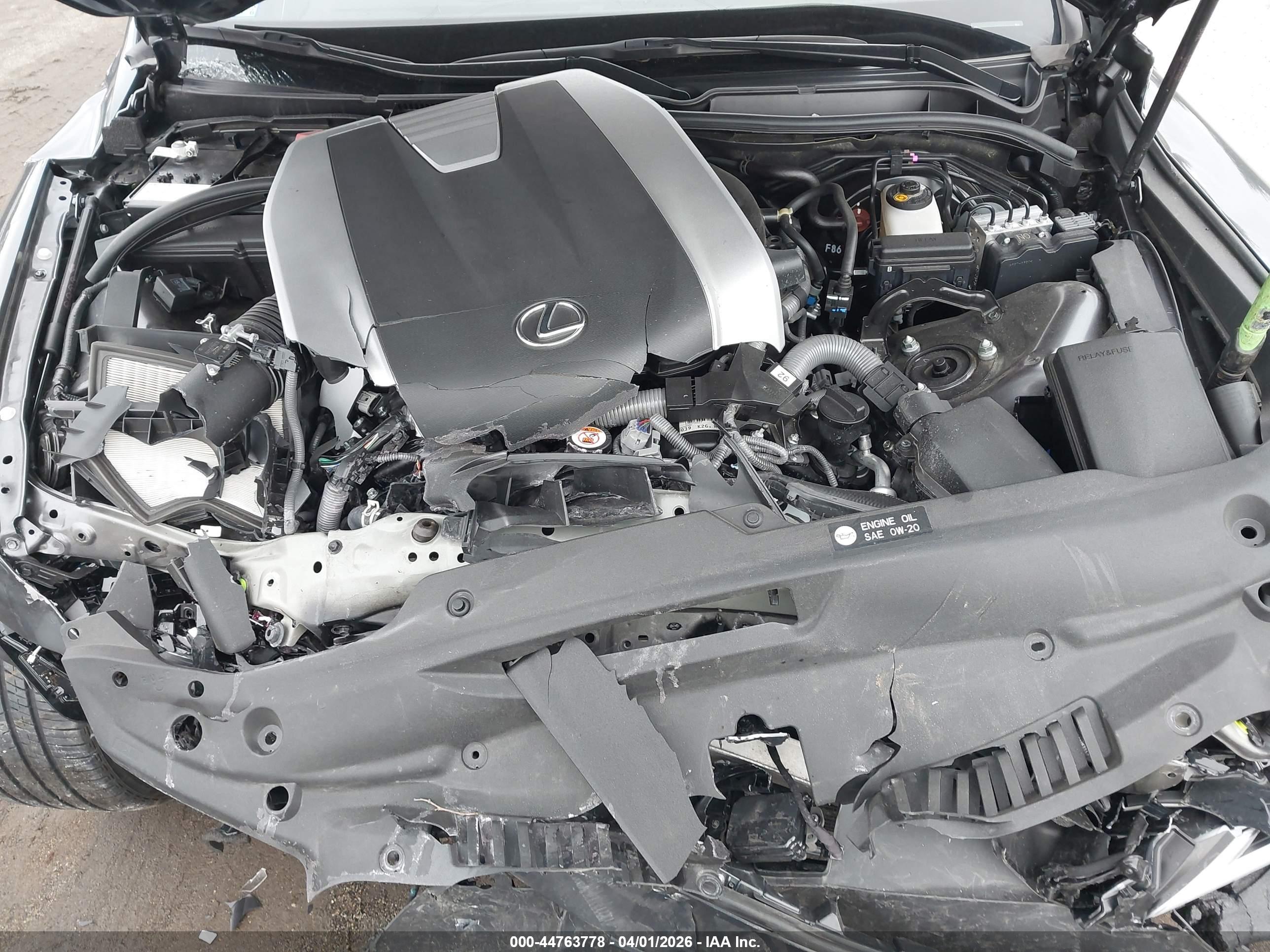 LEXUS IS image 10