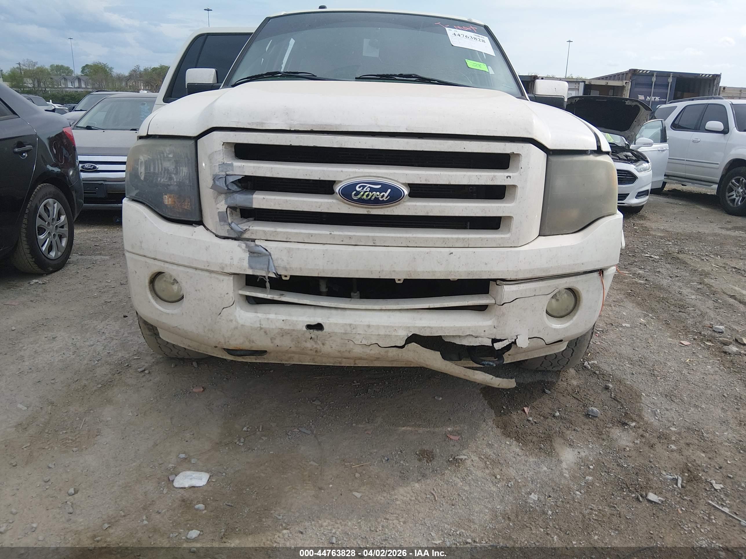 FORD EXPEDITION image 6