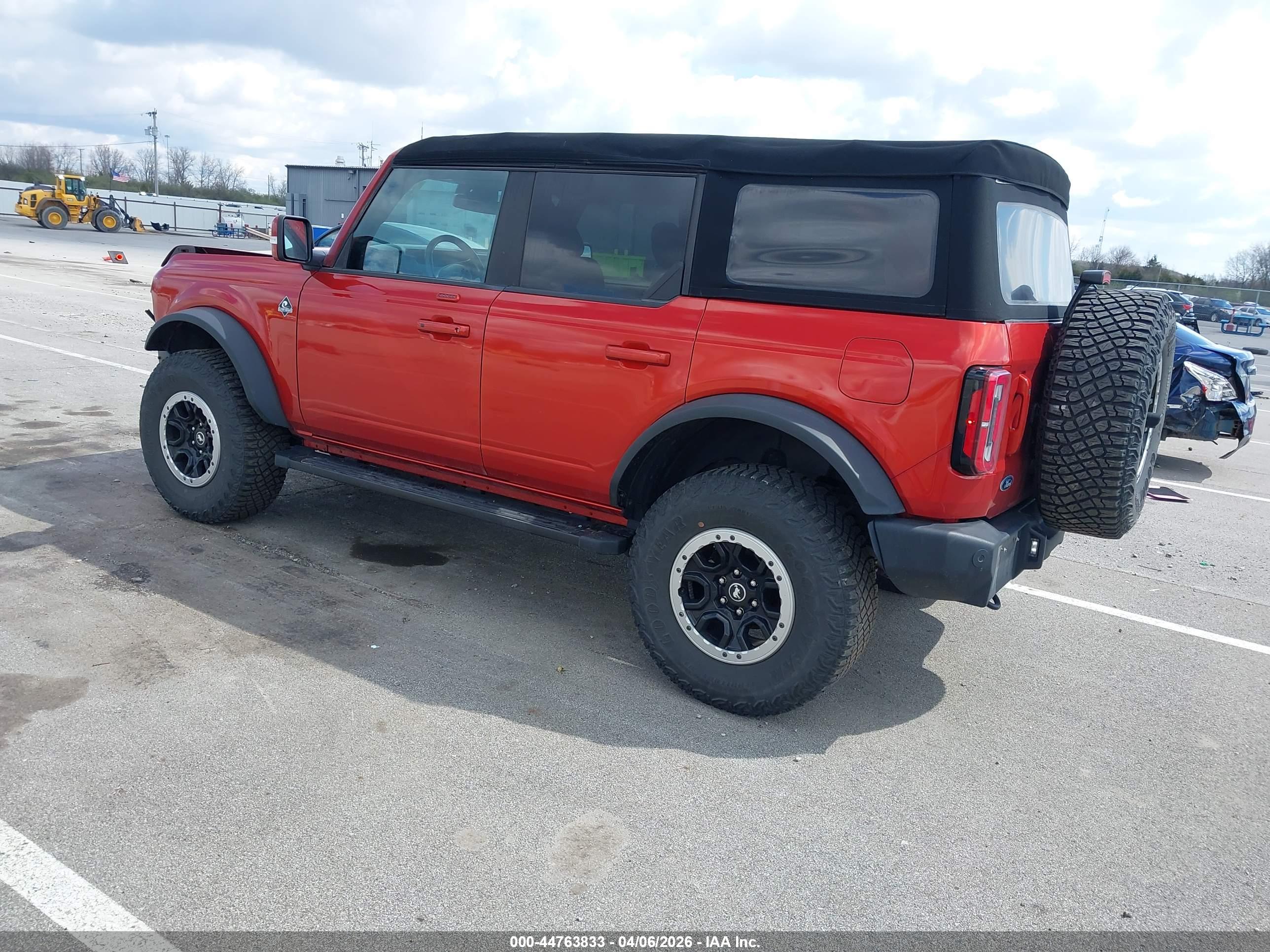 FORD BRONCO image 3
