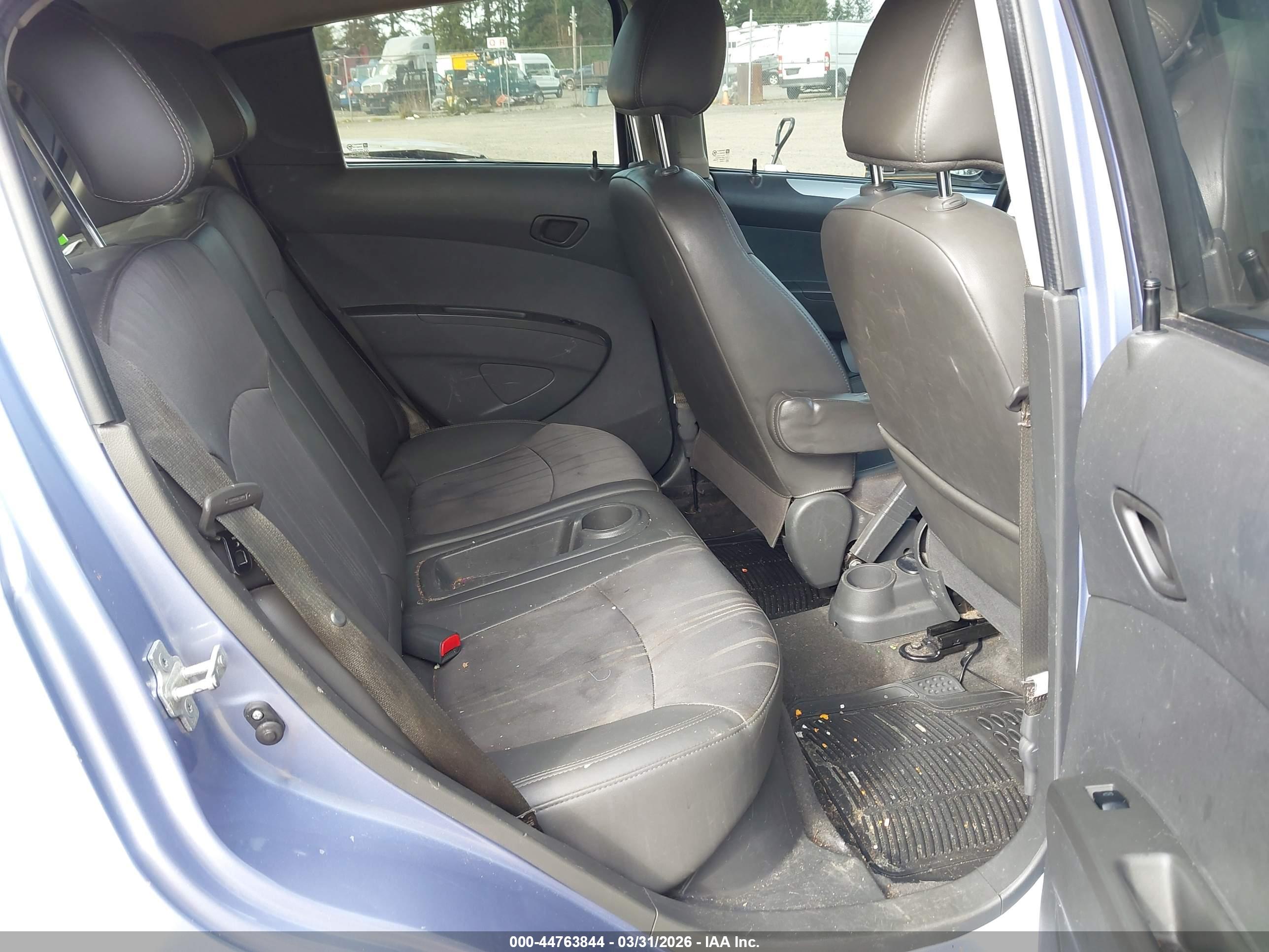 CHEVROLET SPARK image 8