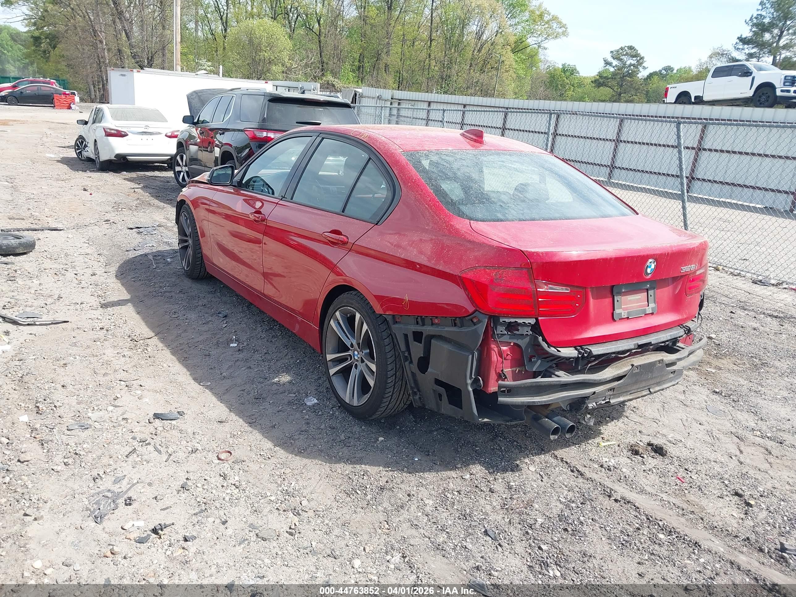 BMW 328I image 3