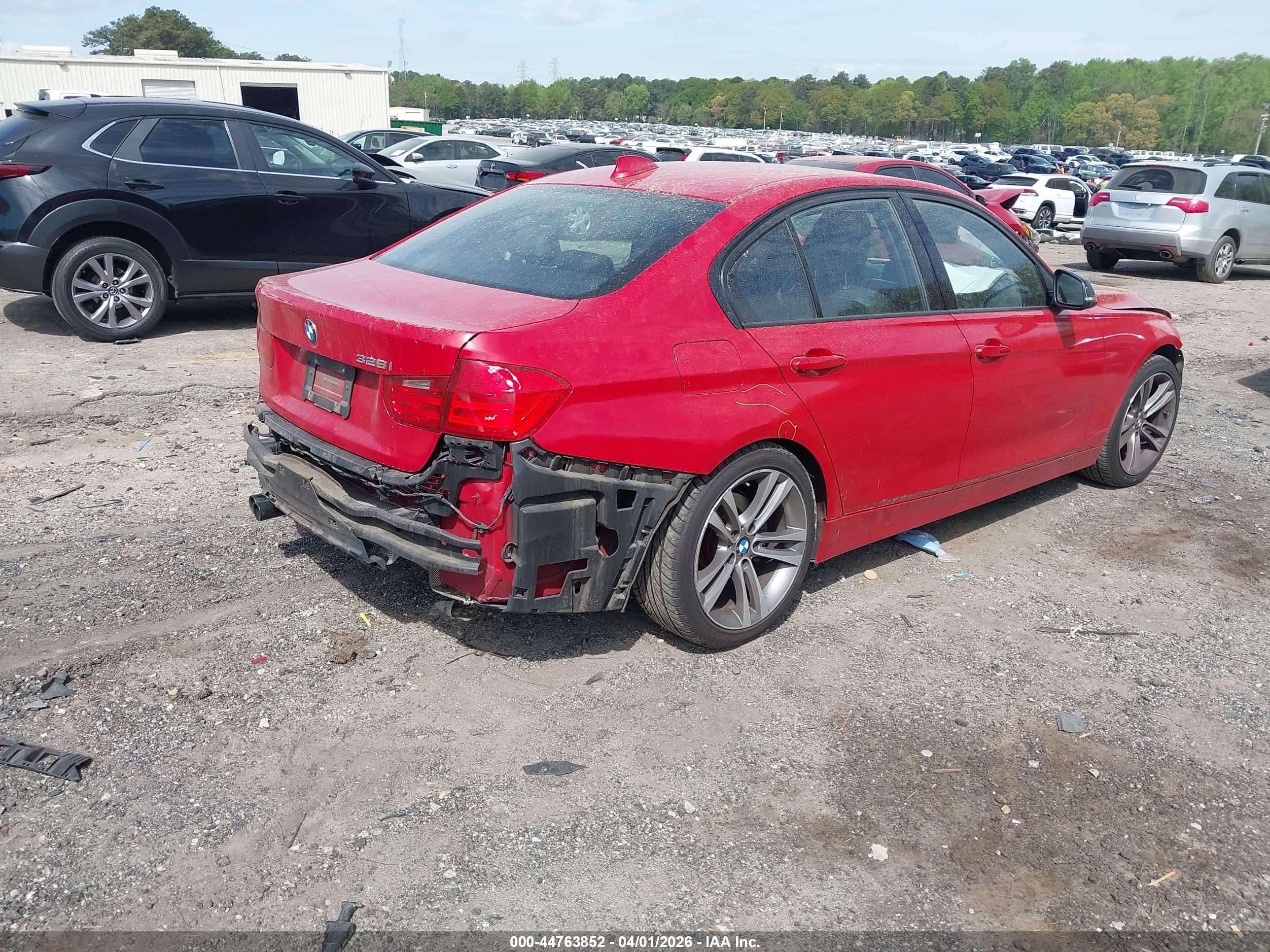 BMW 328I image 4