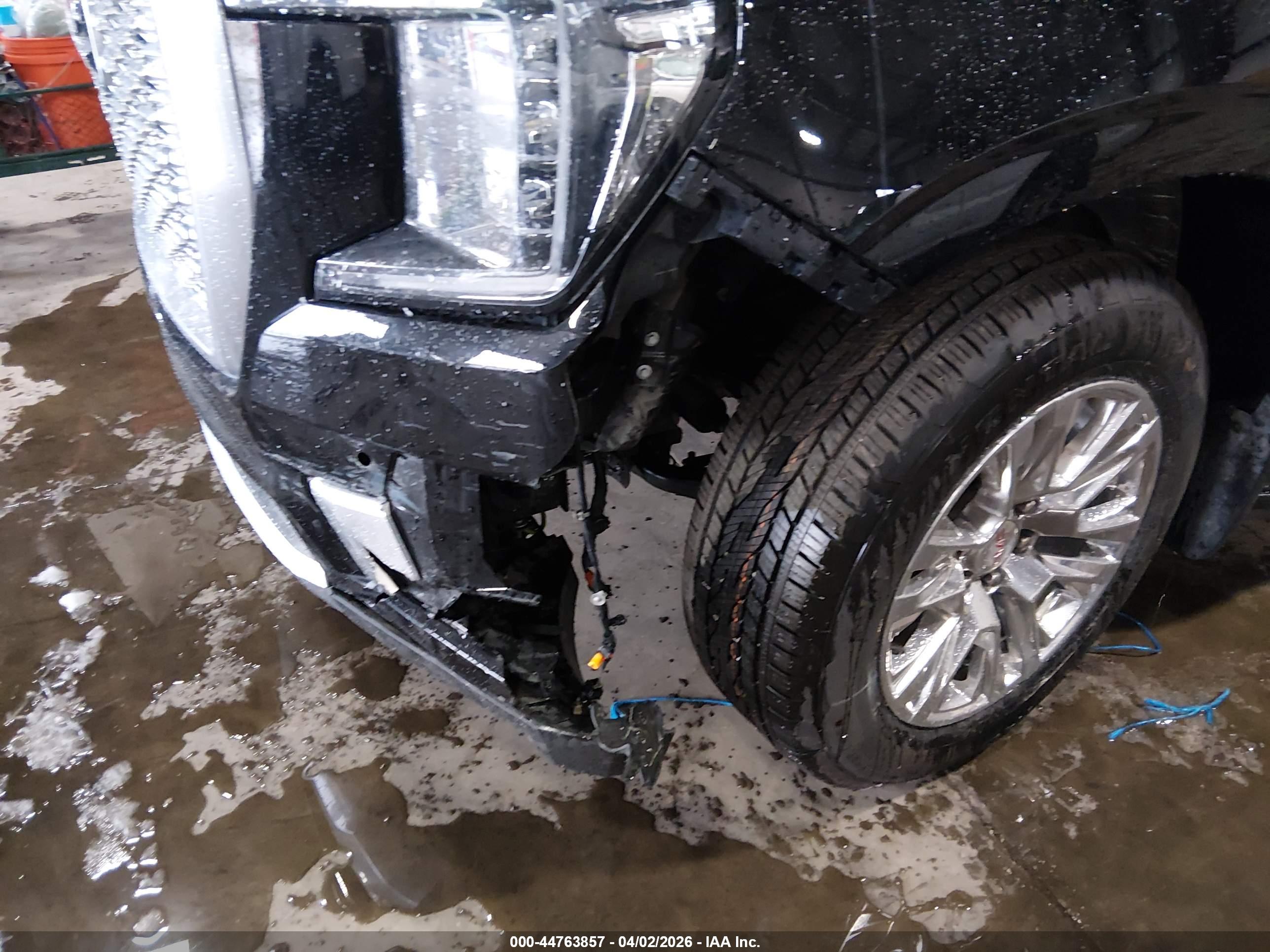 GMC YUKON image 6