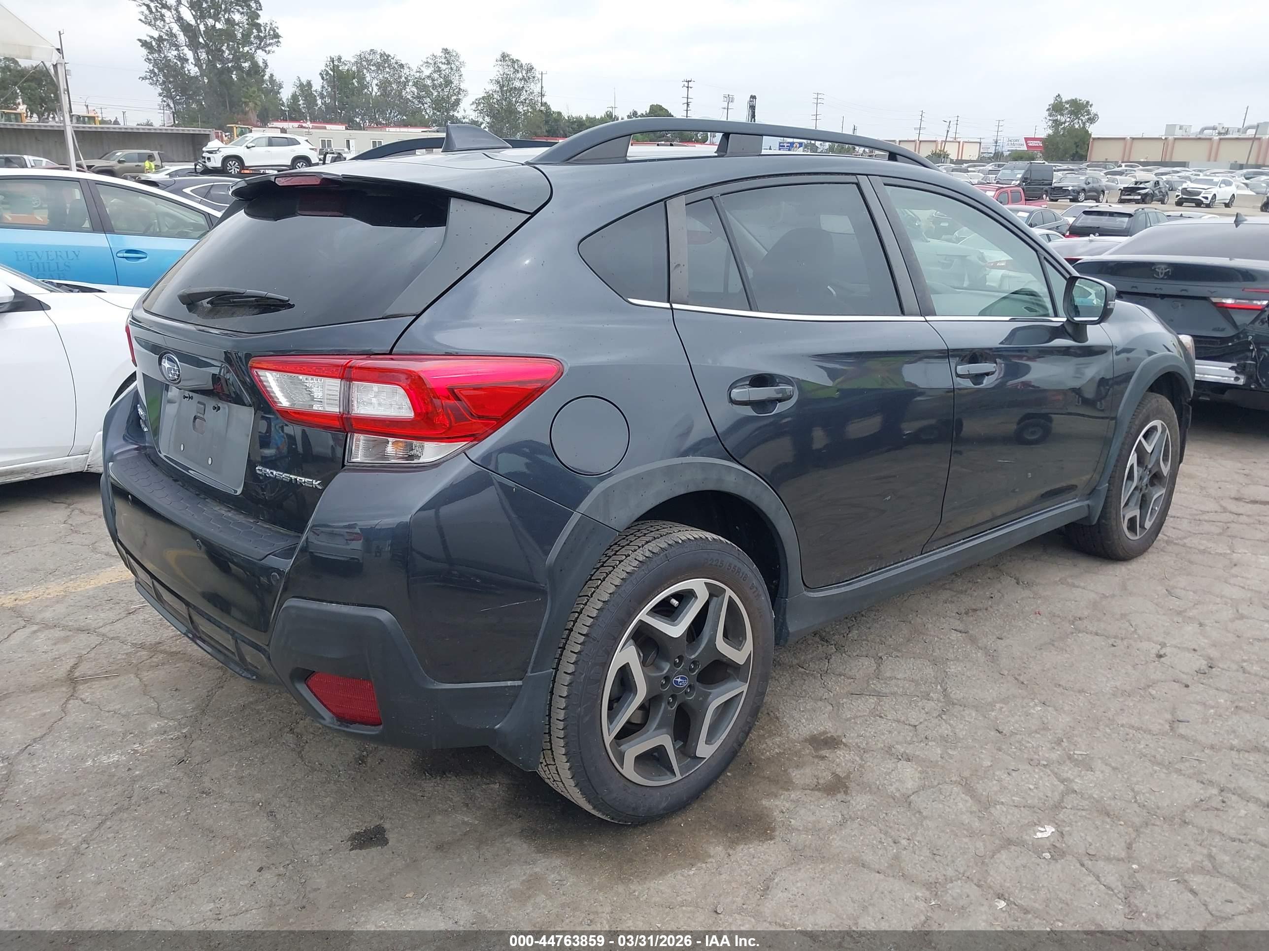 SUBARU CROSSTREK image 4
