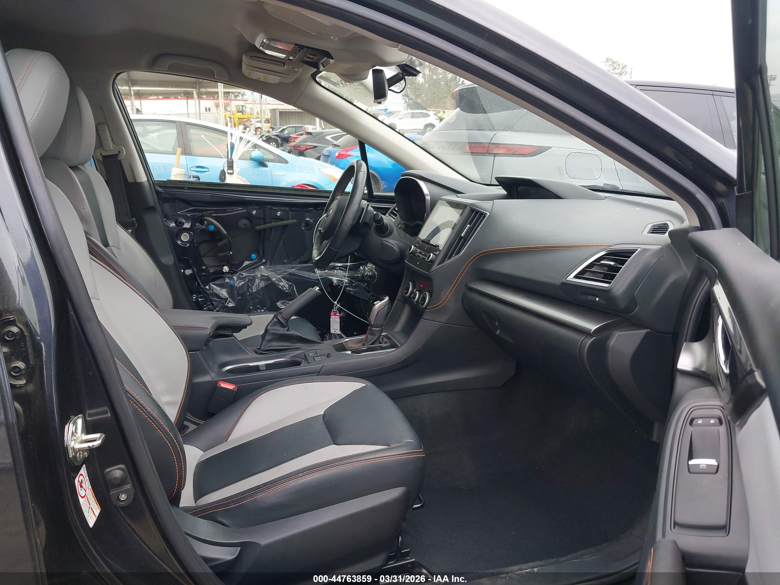 SUBARU CROSSTREK image 5