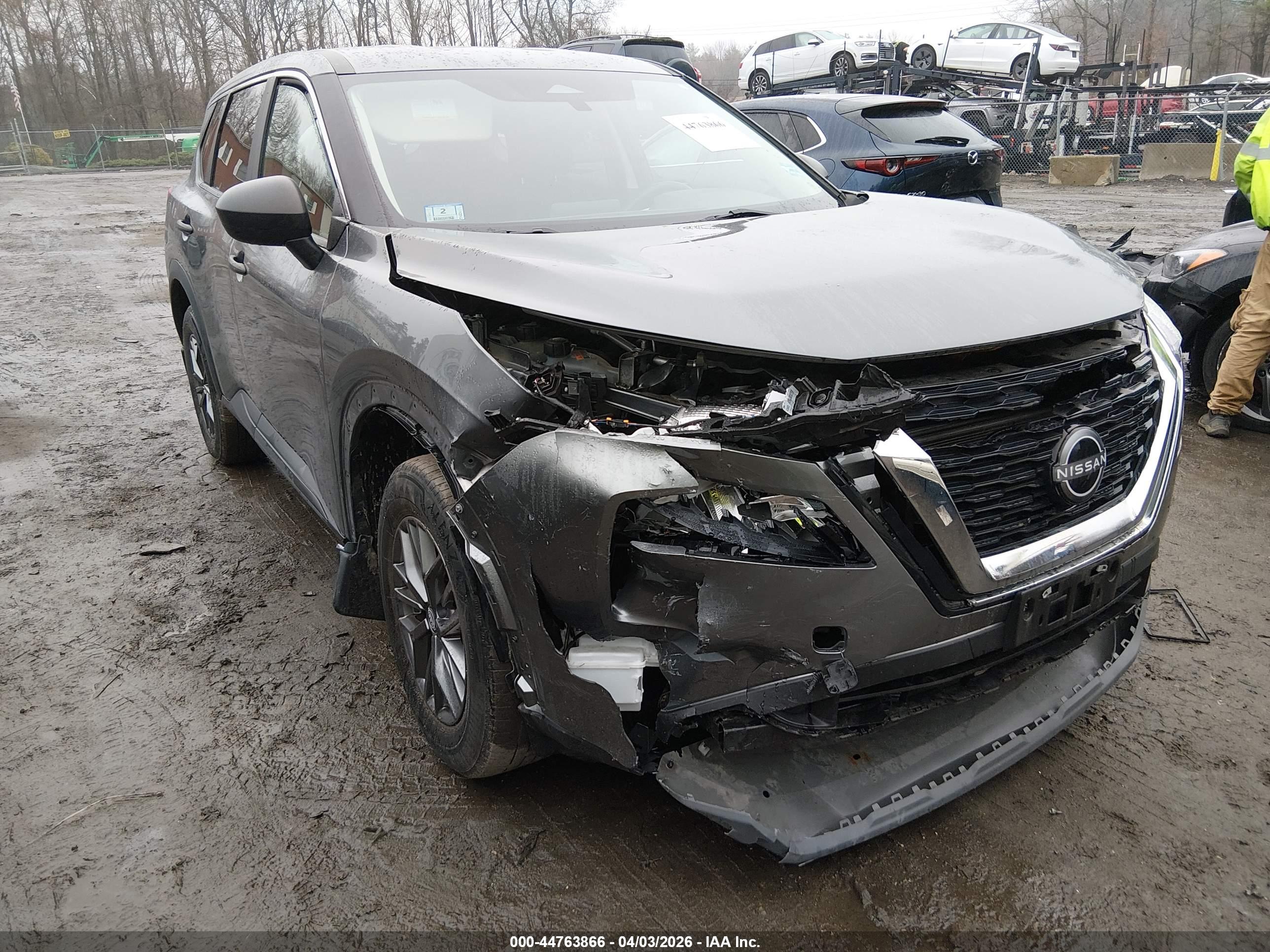 NISSAN ROGUE image 6
