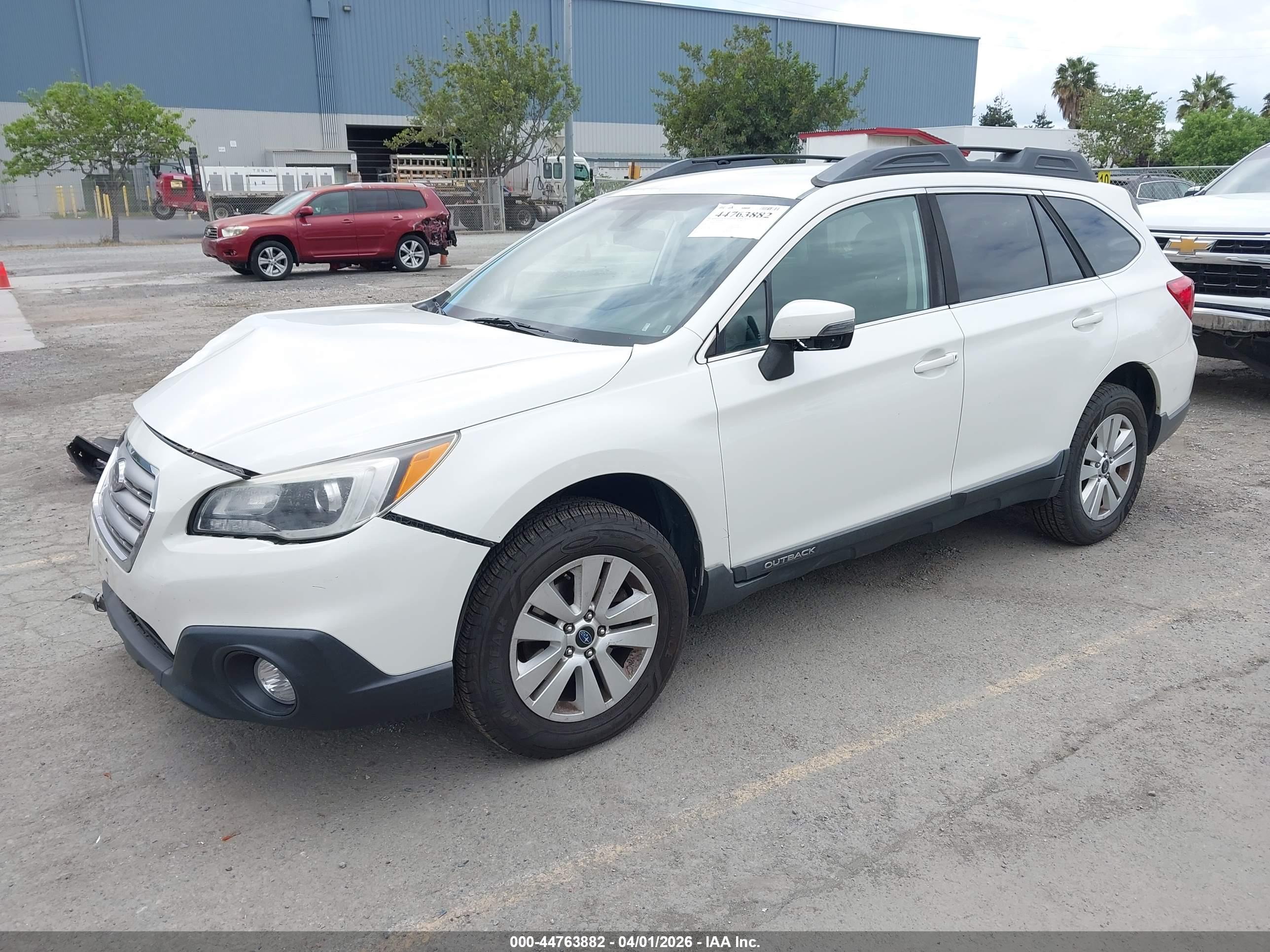 SUBARU OUTBACK image 2