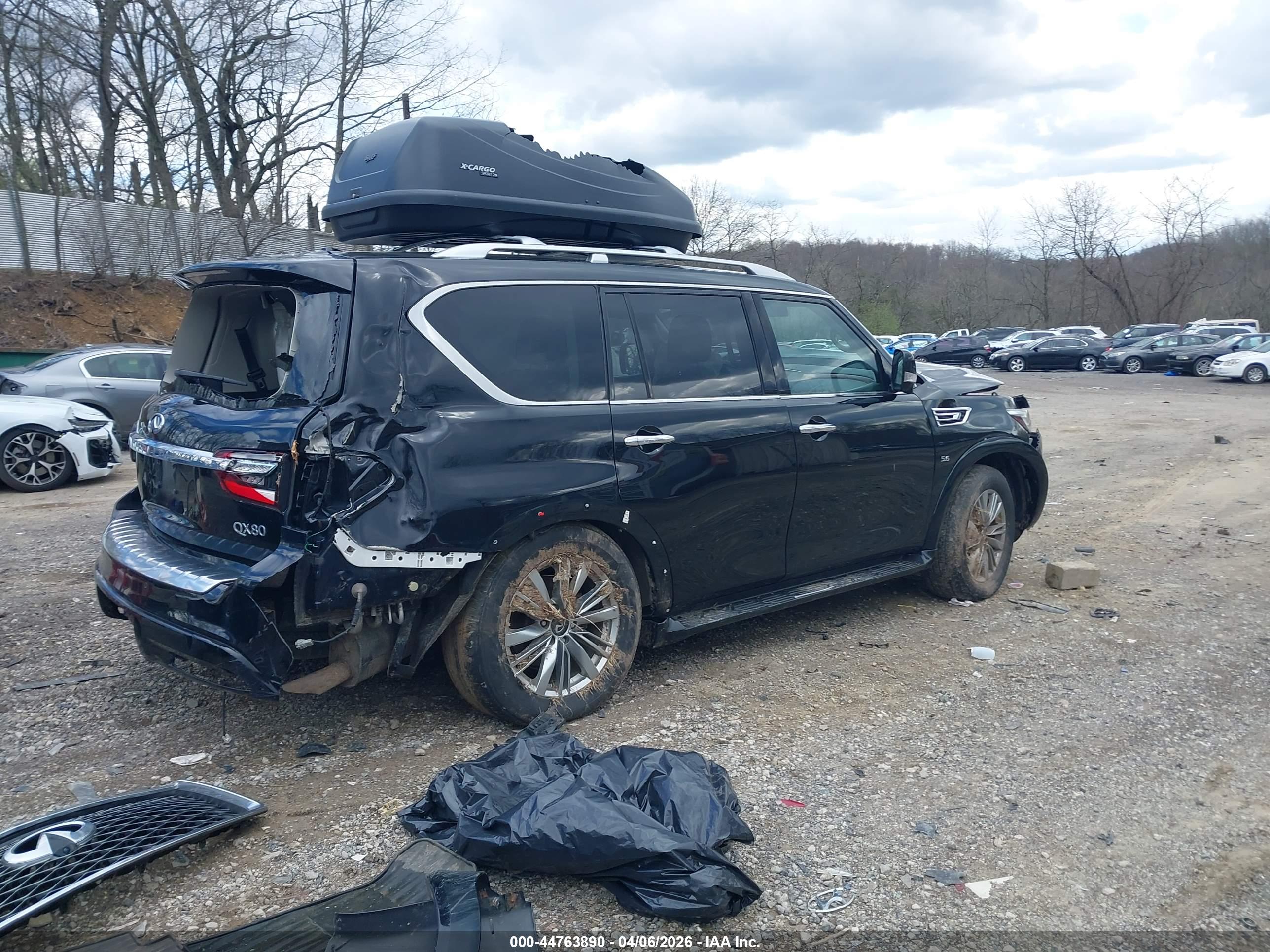 INFINITI QX80 image 4