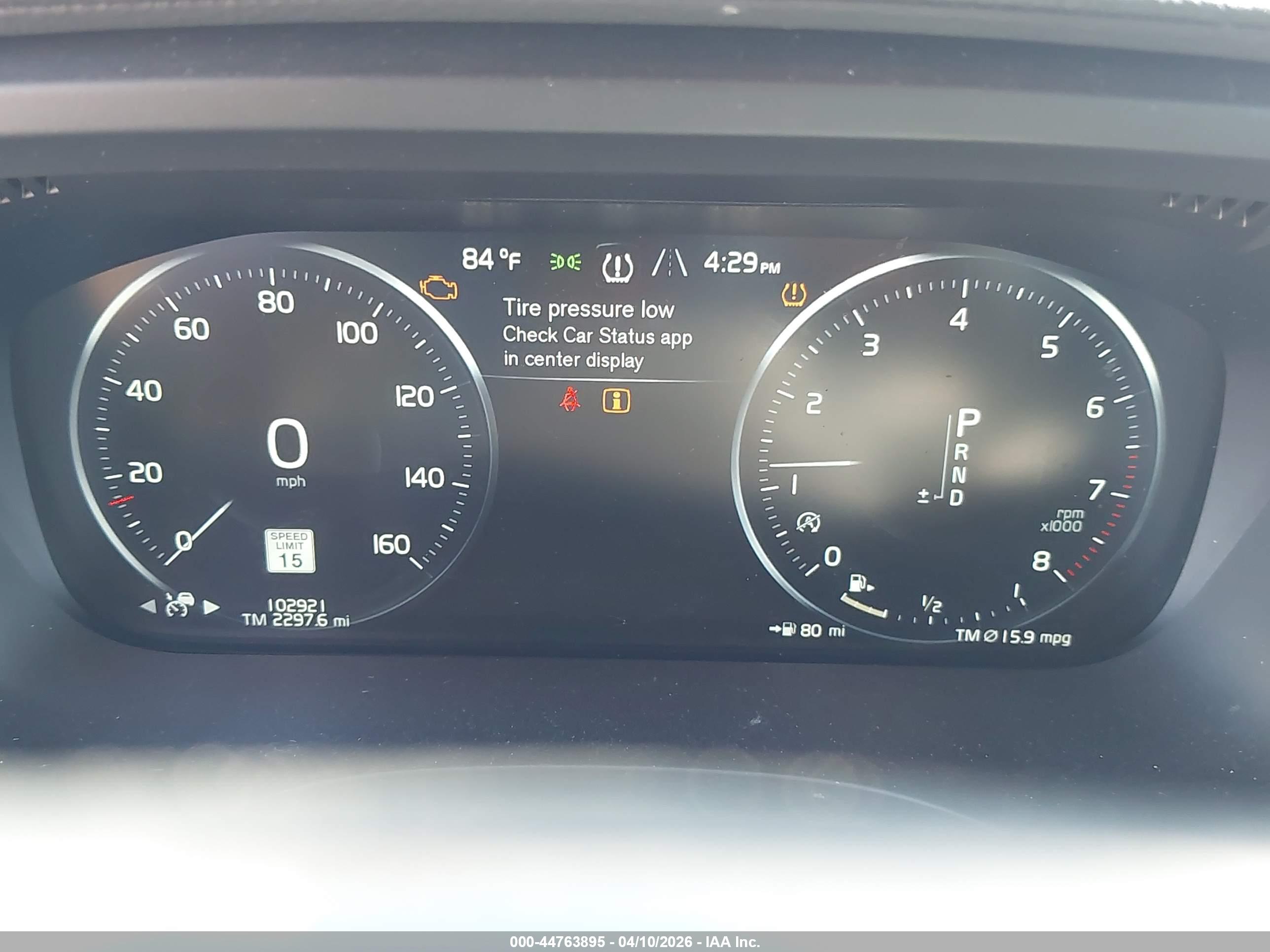 VOLVO XC60 image 7