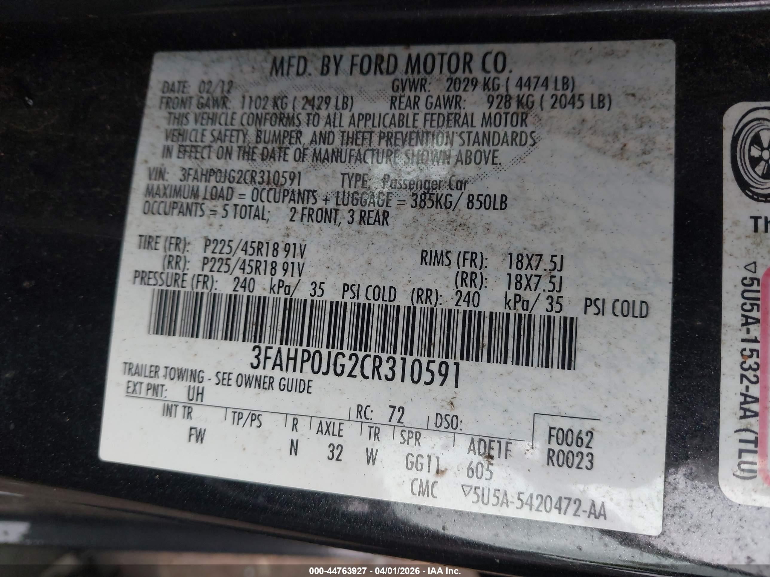 FORD FUSION image 9