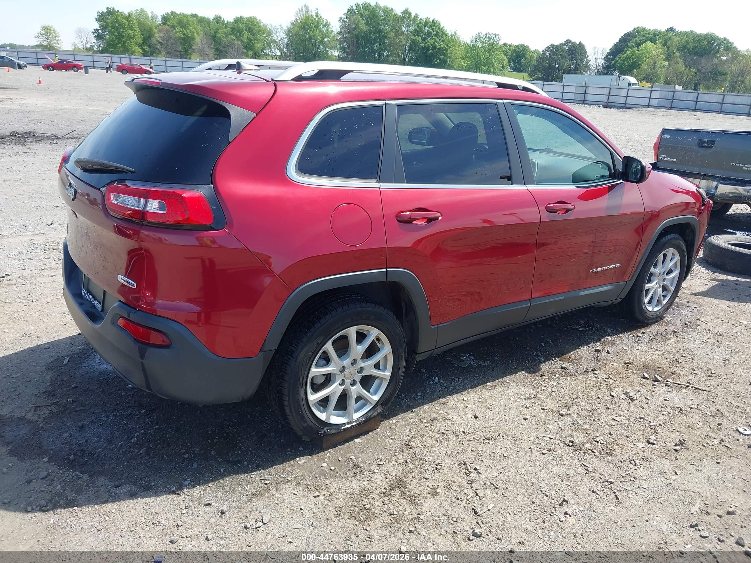JEEP CHEROKEE image 4