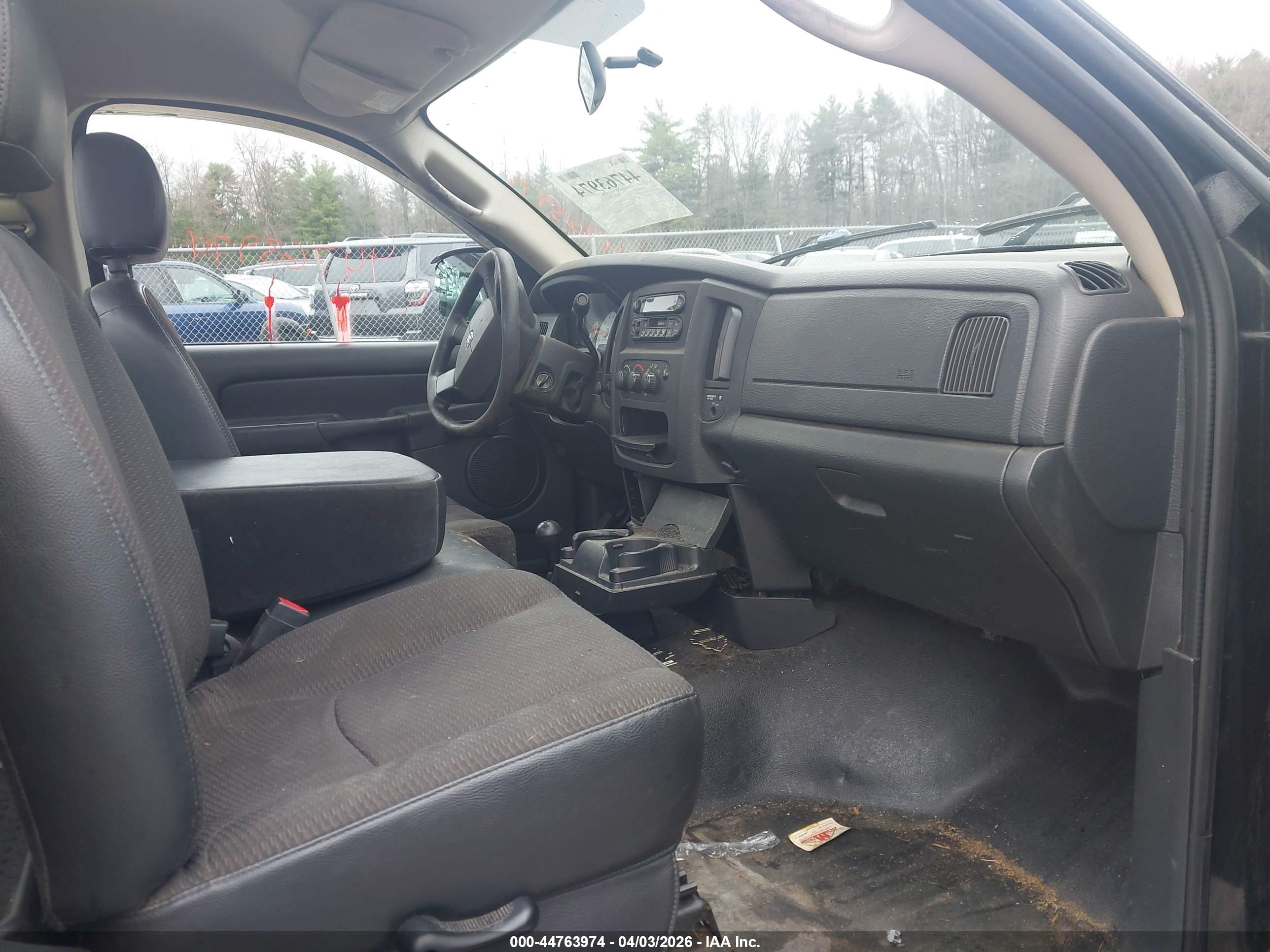 DODGE RAM image 5