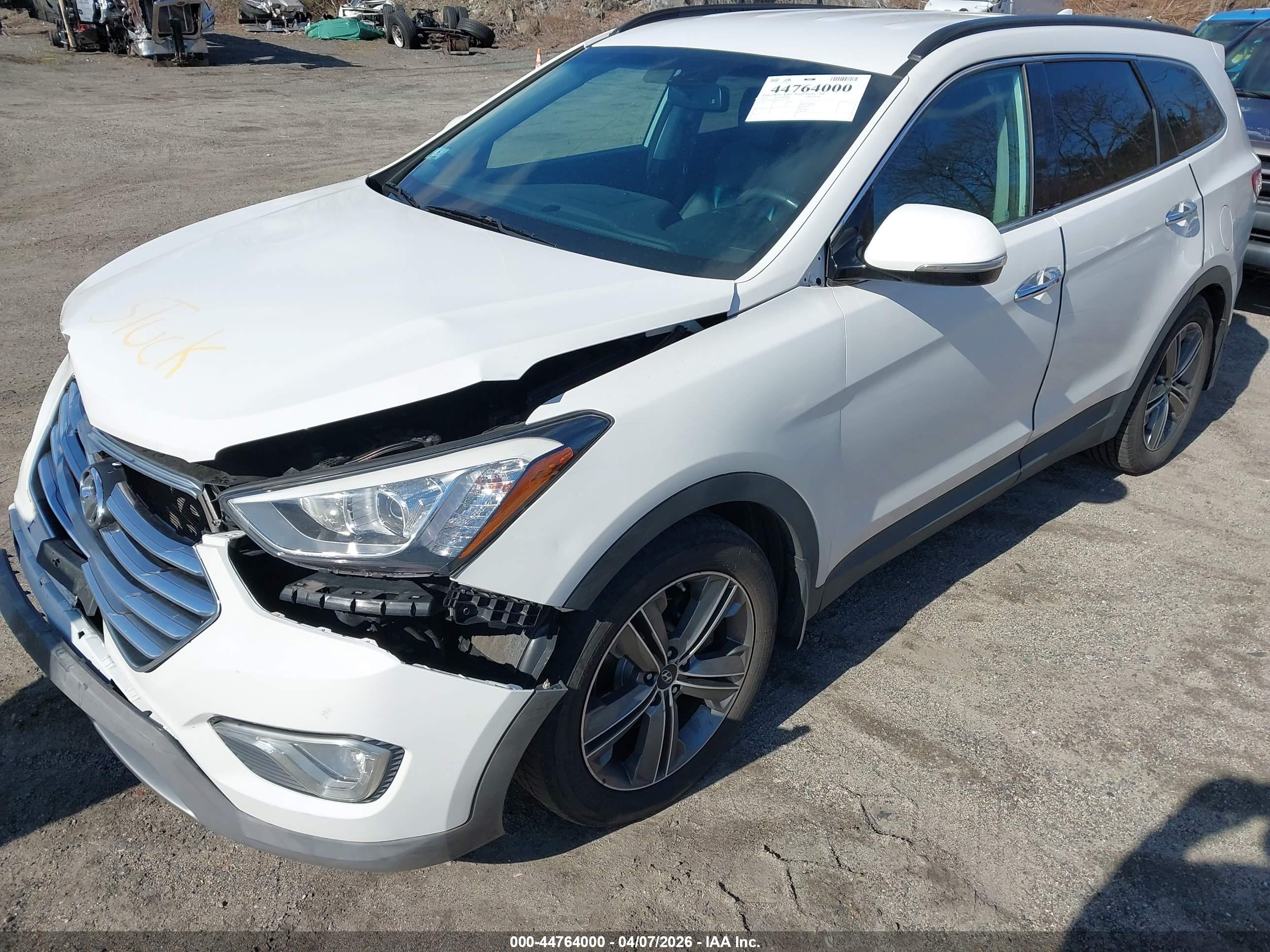 HYUNDAI SANTA image 2