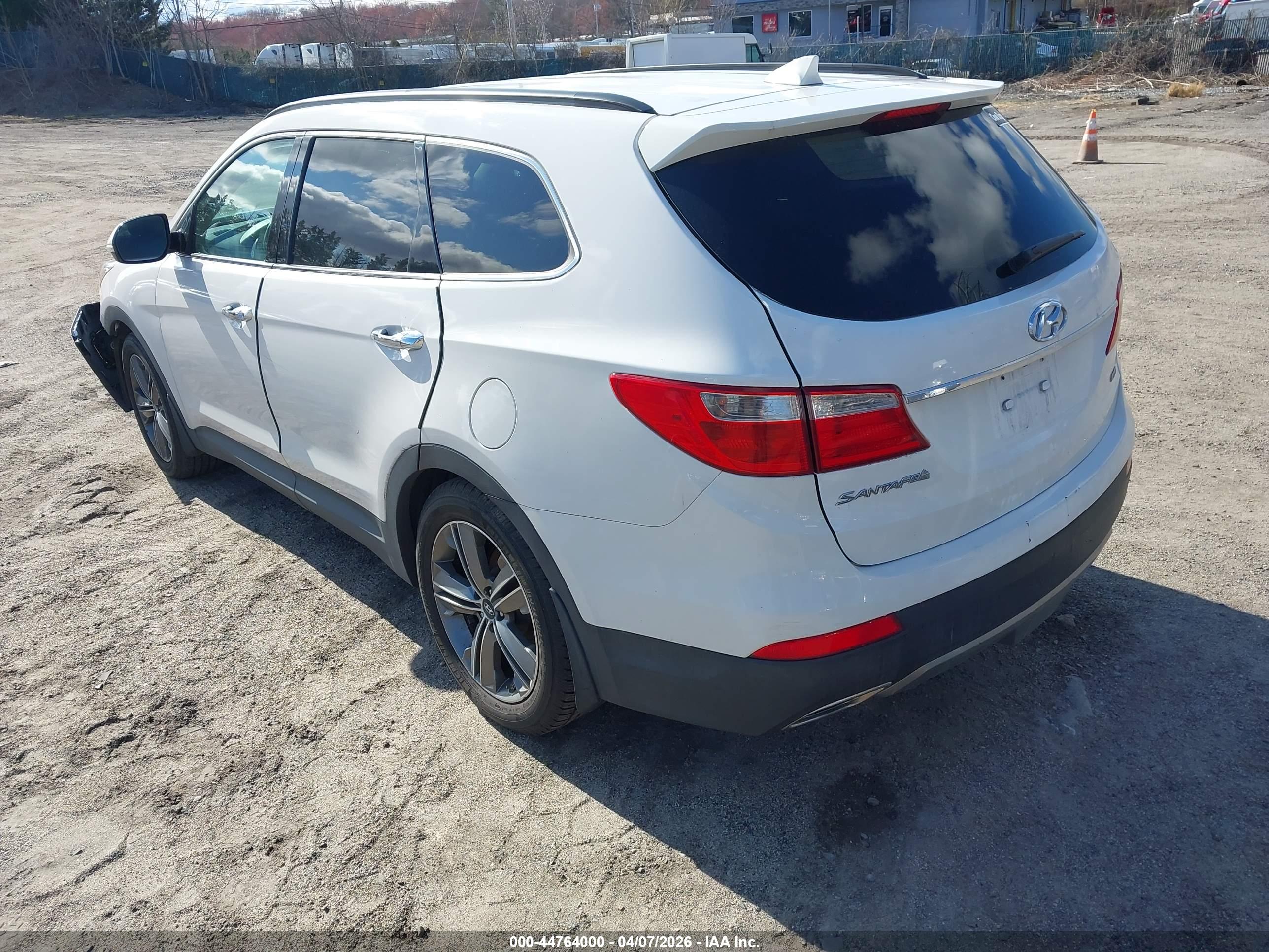 HYUNDAI SANTA image 3