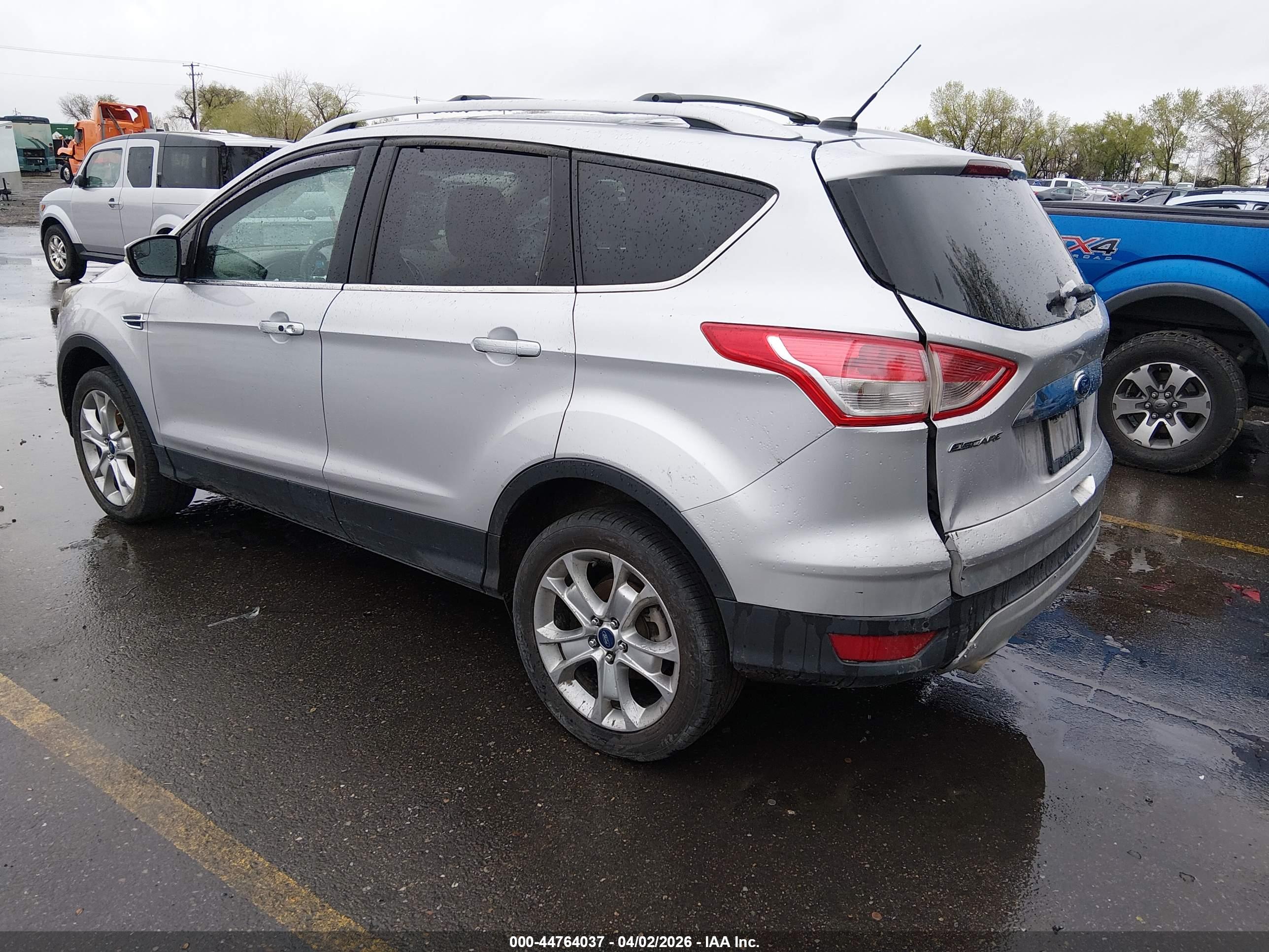 FORD ESCAPE image 3
