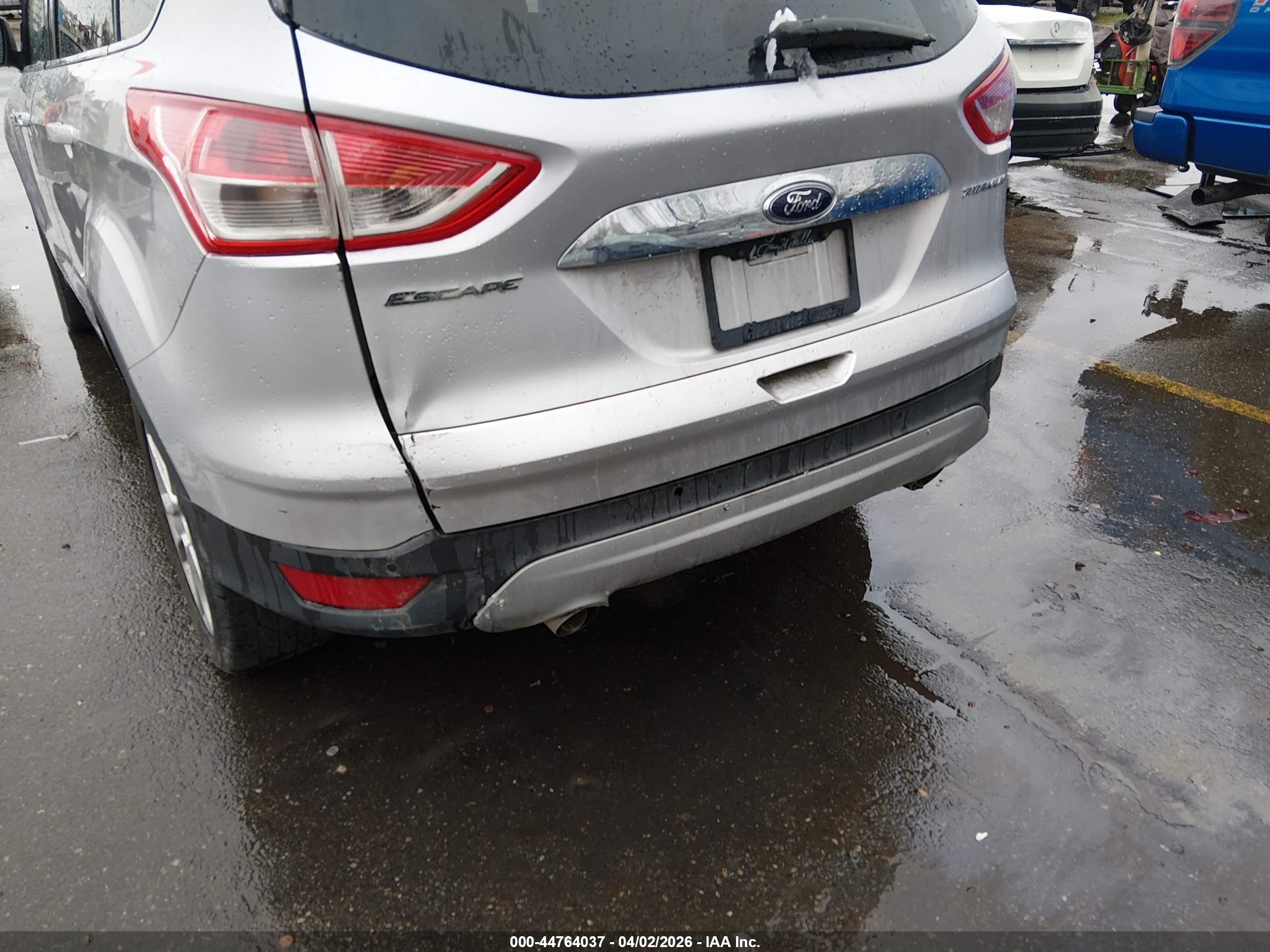 FORD ESCAPE image 6