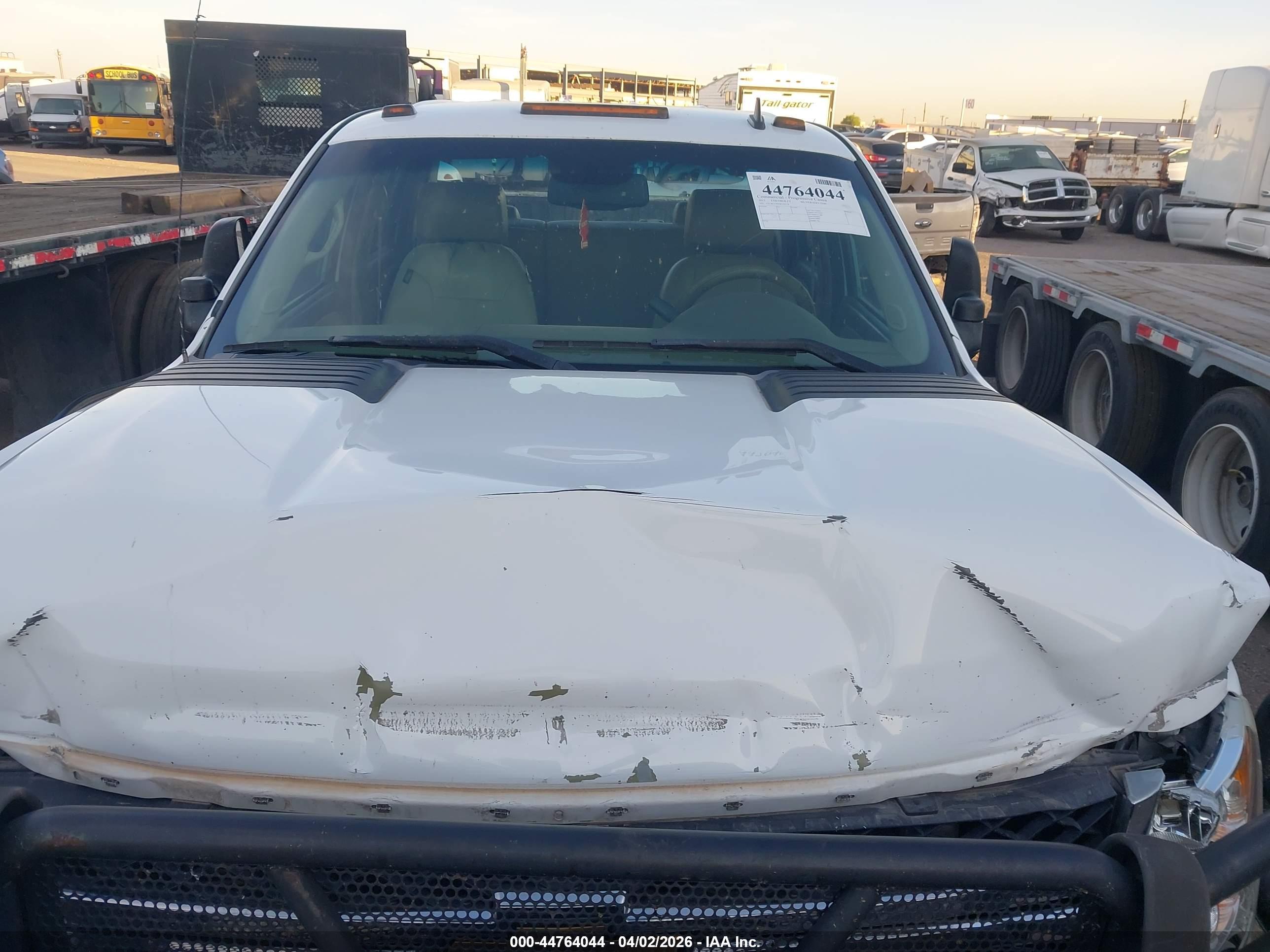 CHEVROLET SILVERADO image 10