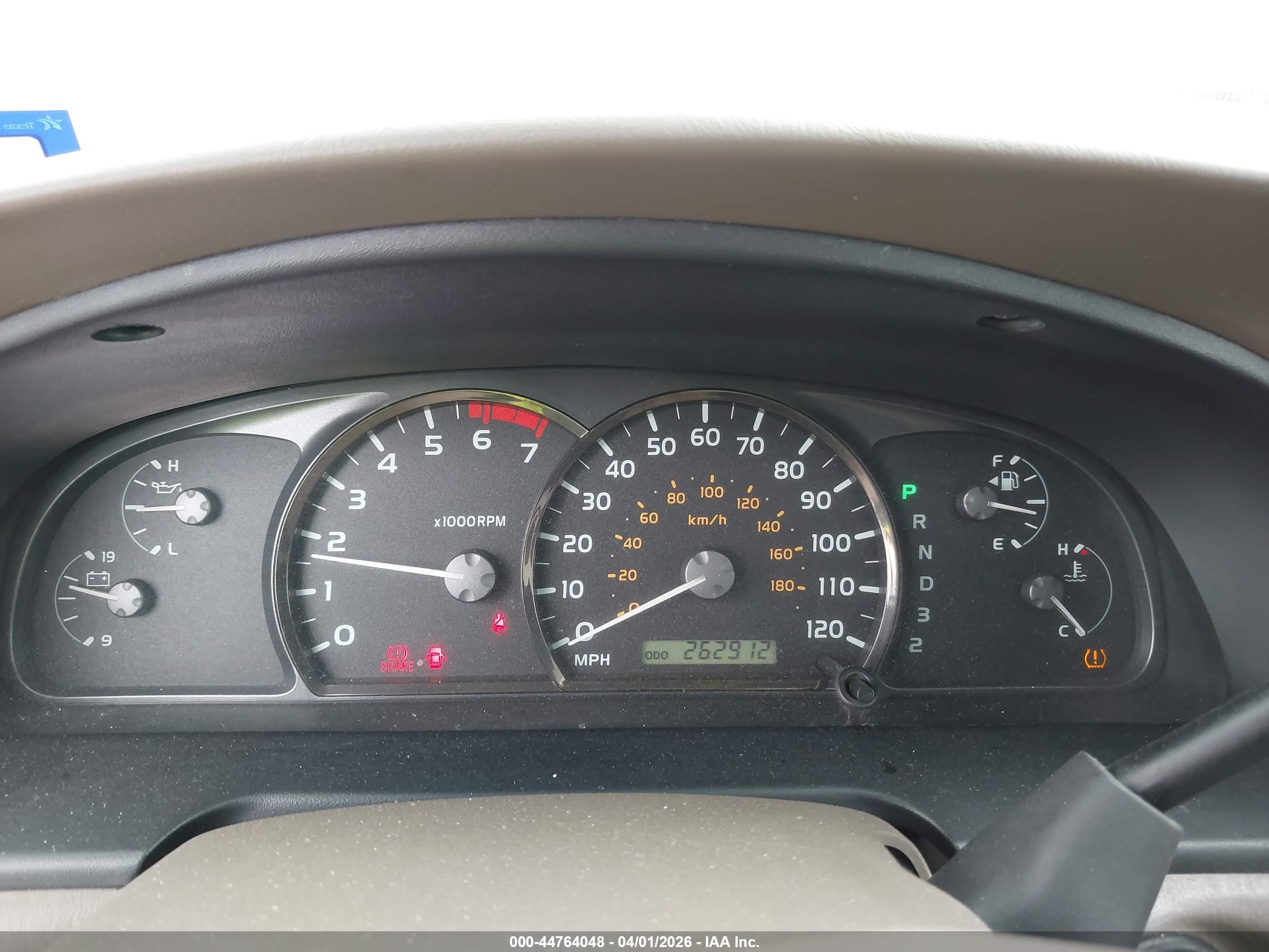 TOYOTA SEQUOIA image 7