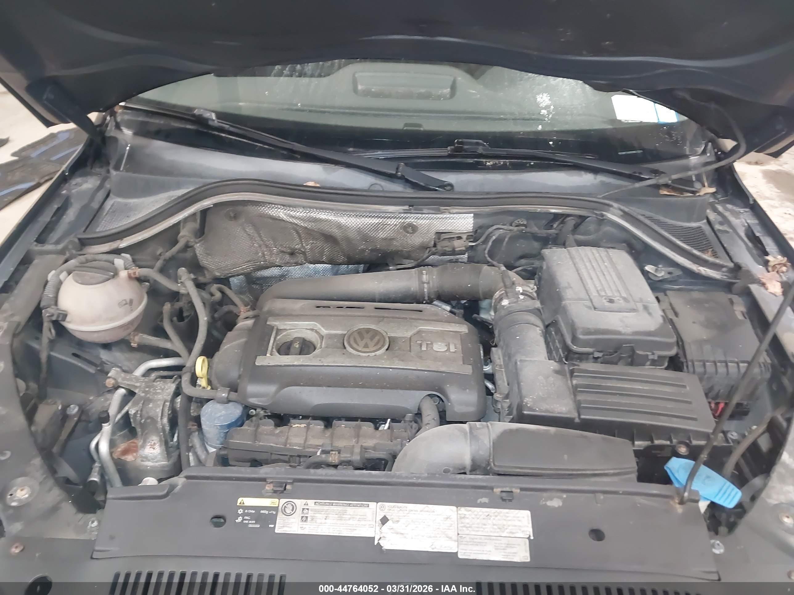 VOLKSWAGEN TIGUAN image 10