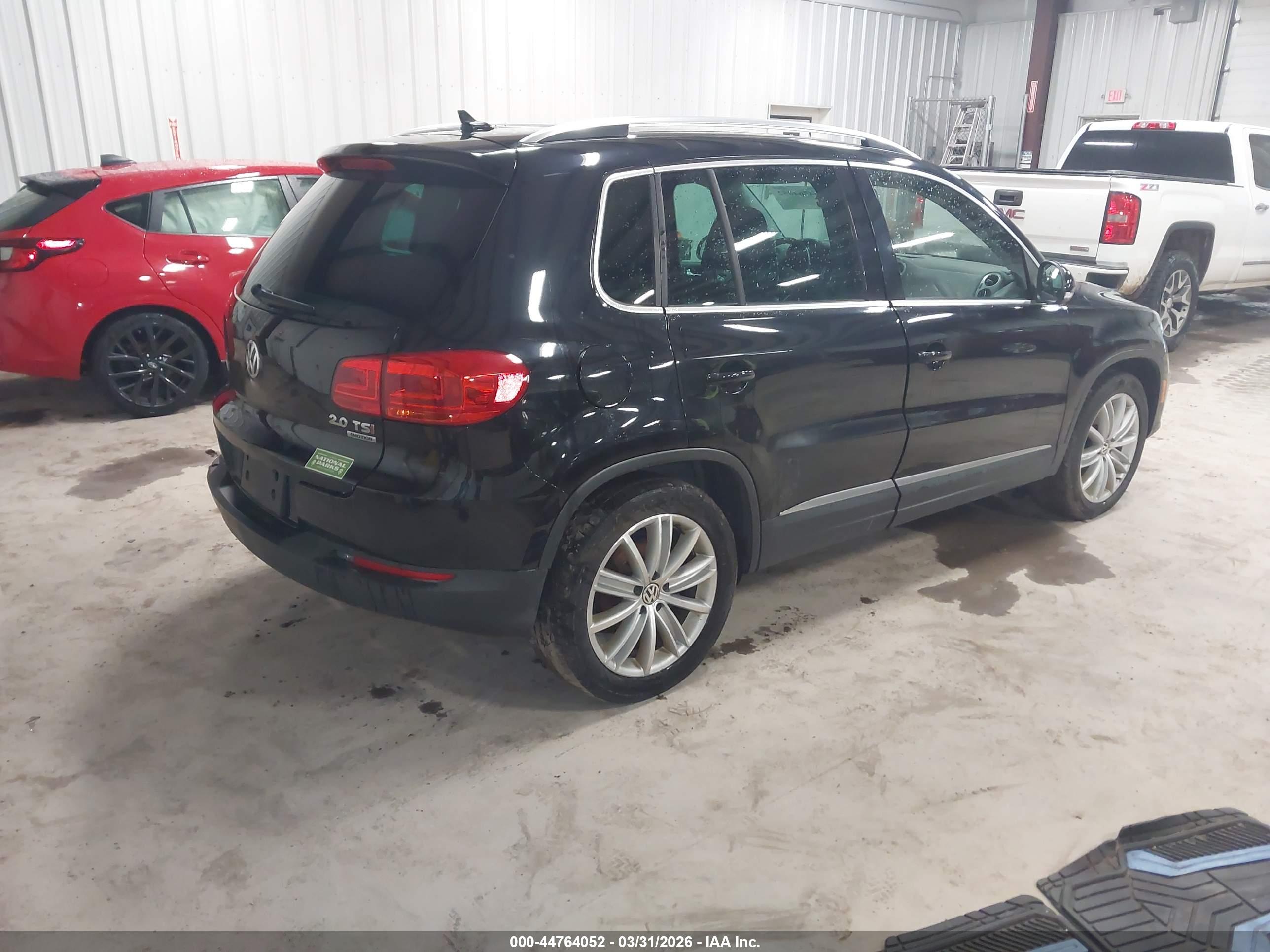 VOLKSWAGEN TIGUAN image 4