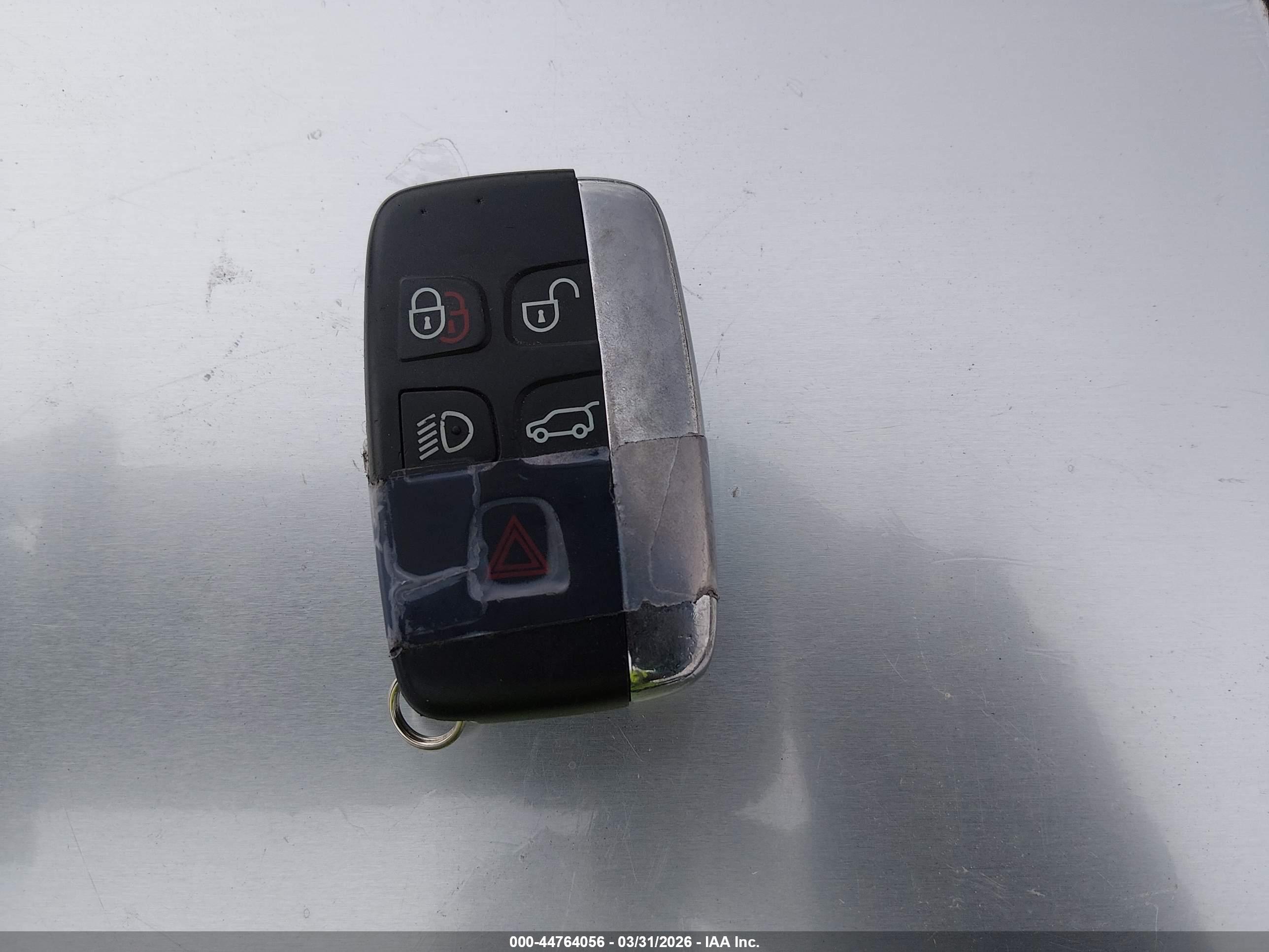 LAND ROVER image 11
