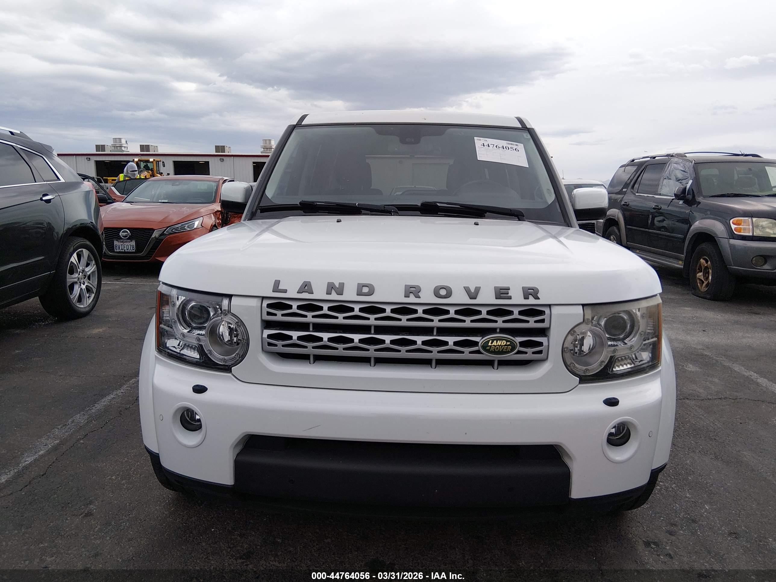 LAND ROVER image 6