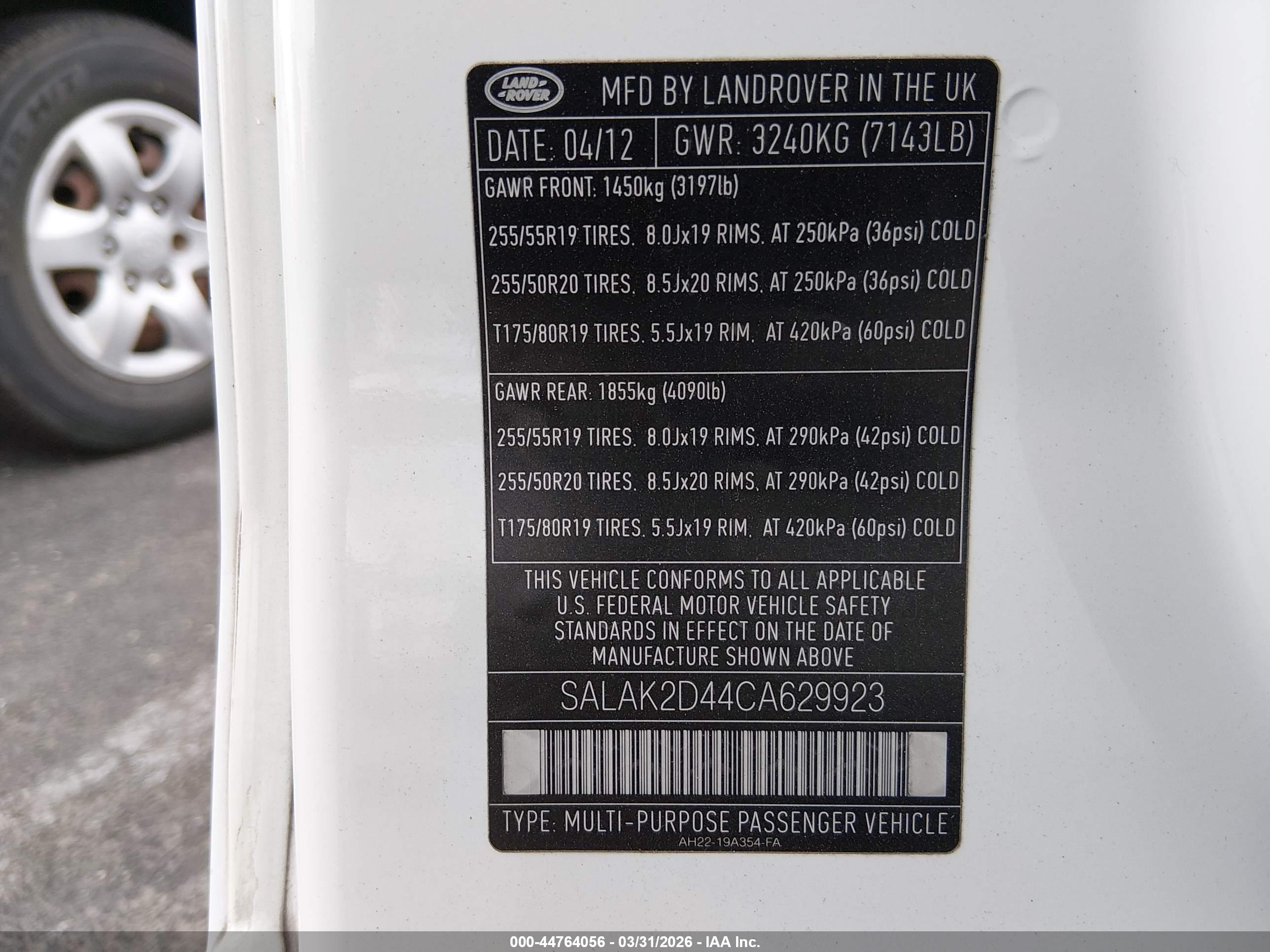 LAND ROVER image 9