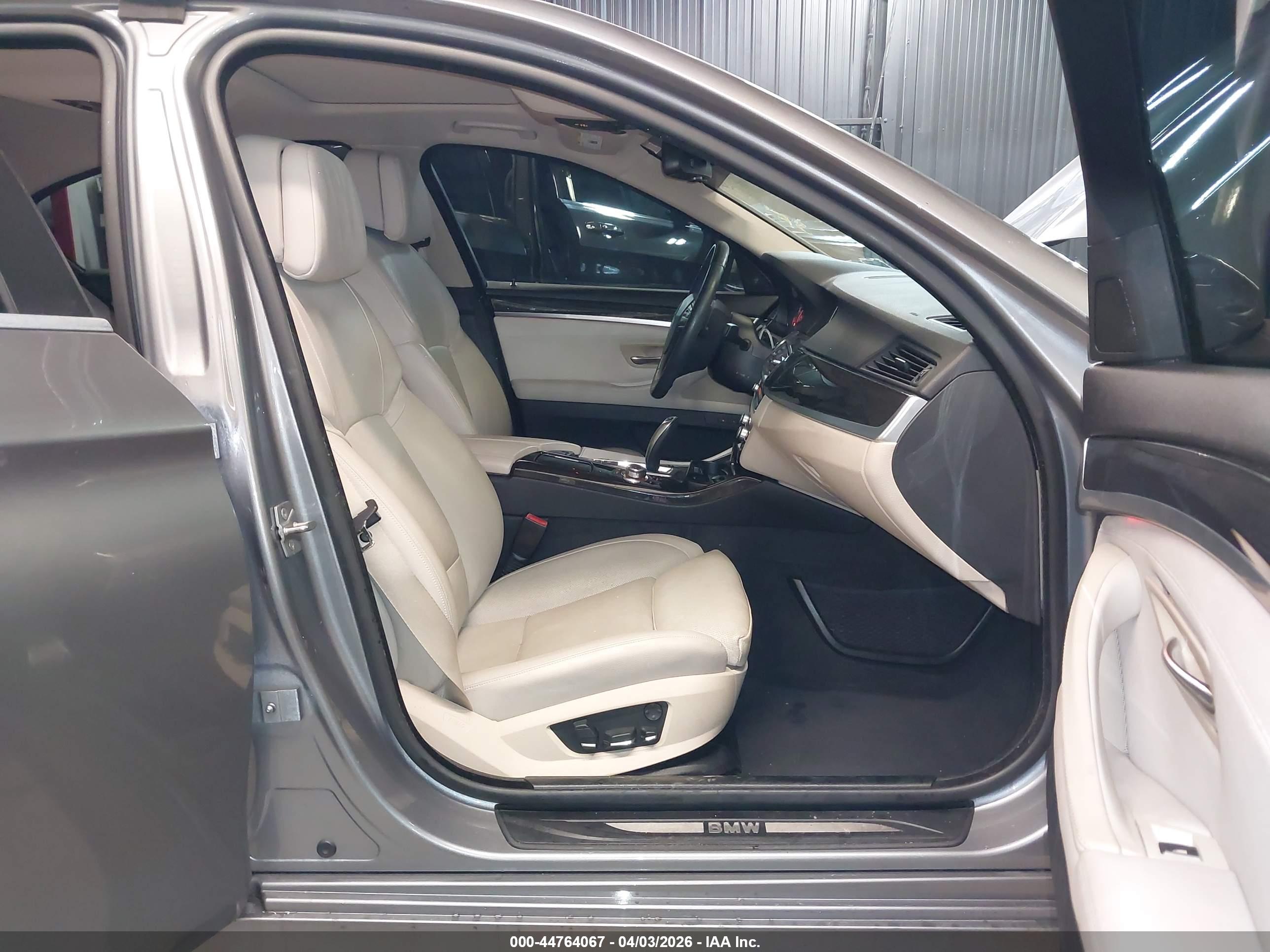 BMW 535I image 5