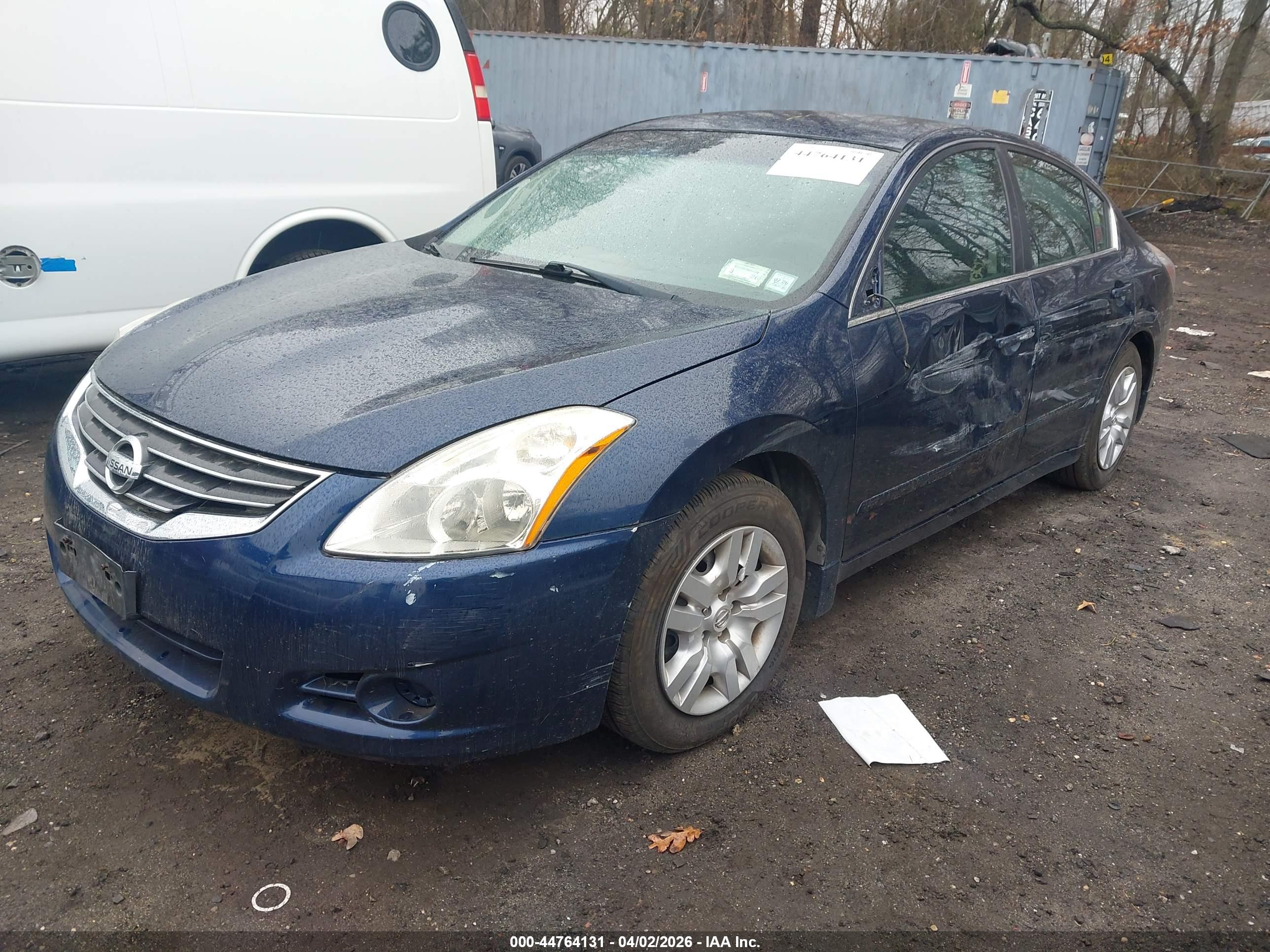 NISSAN ALTIMA image 2