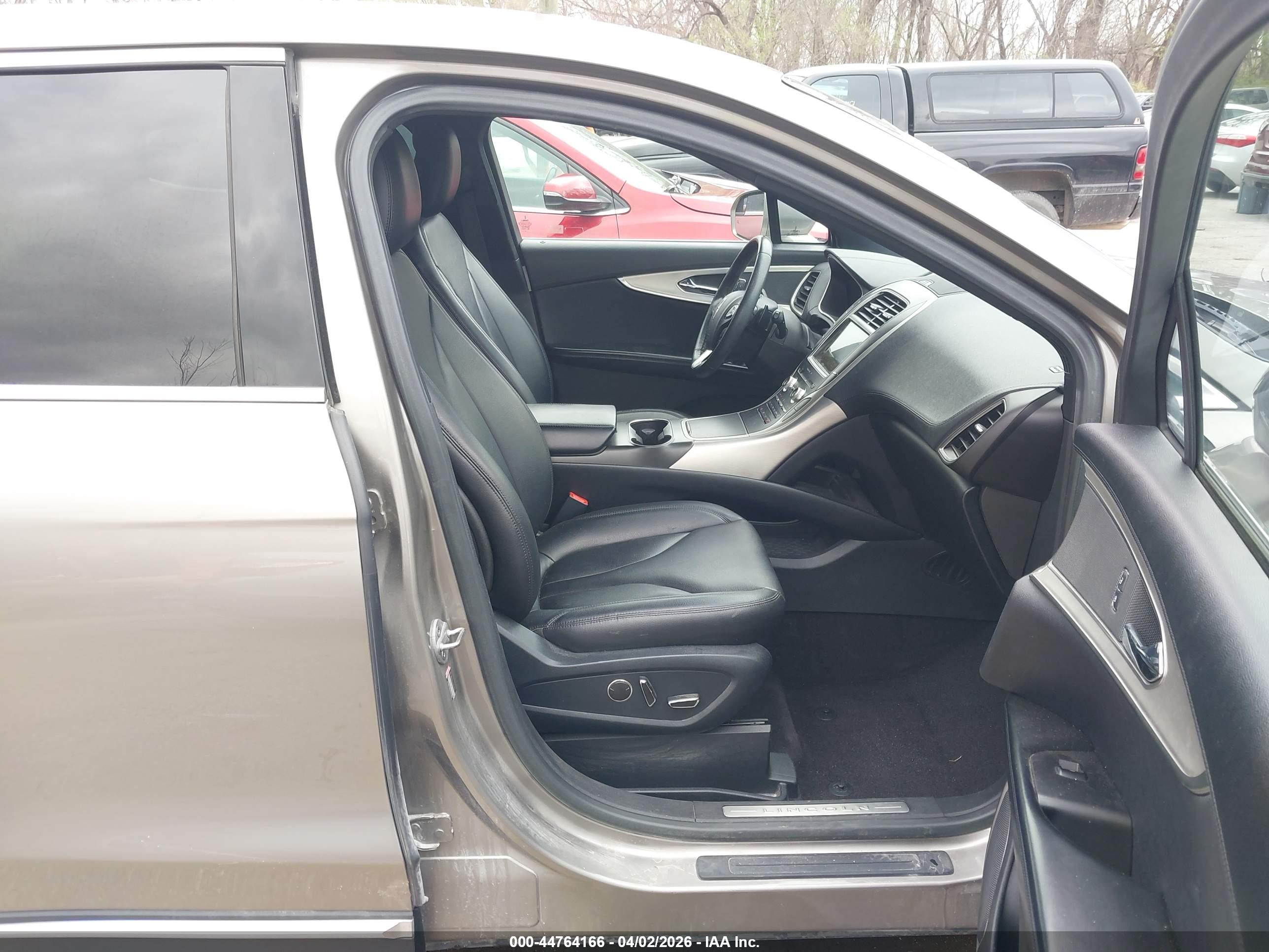 LINCOLN MKX image 5