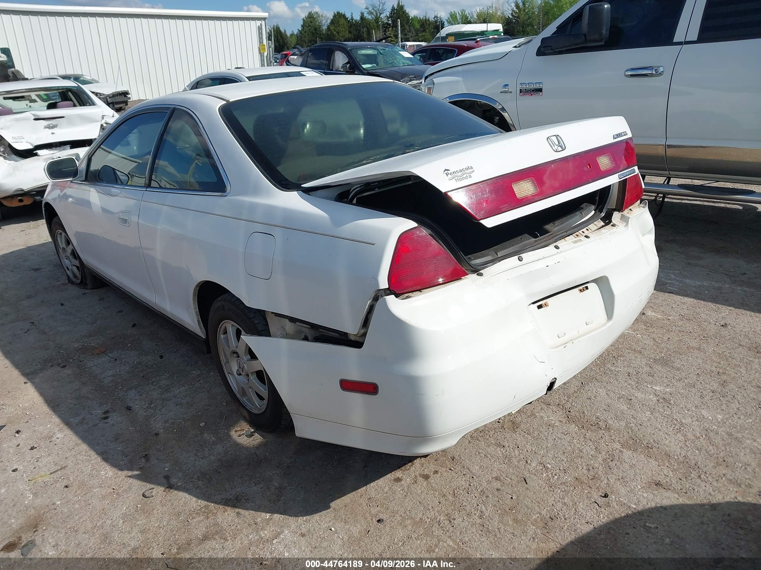 HONDA ACCORD image 3