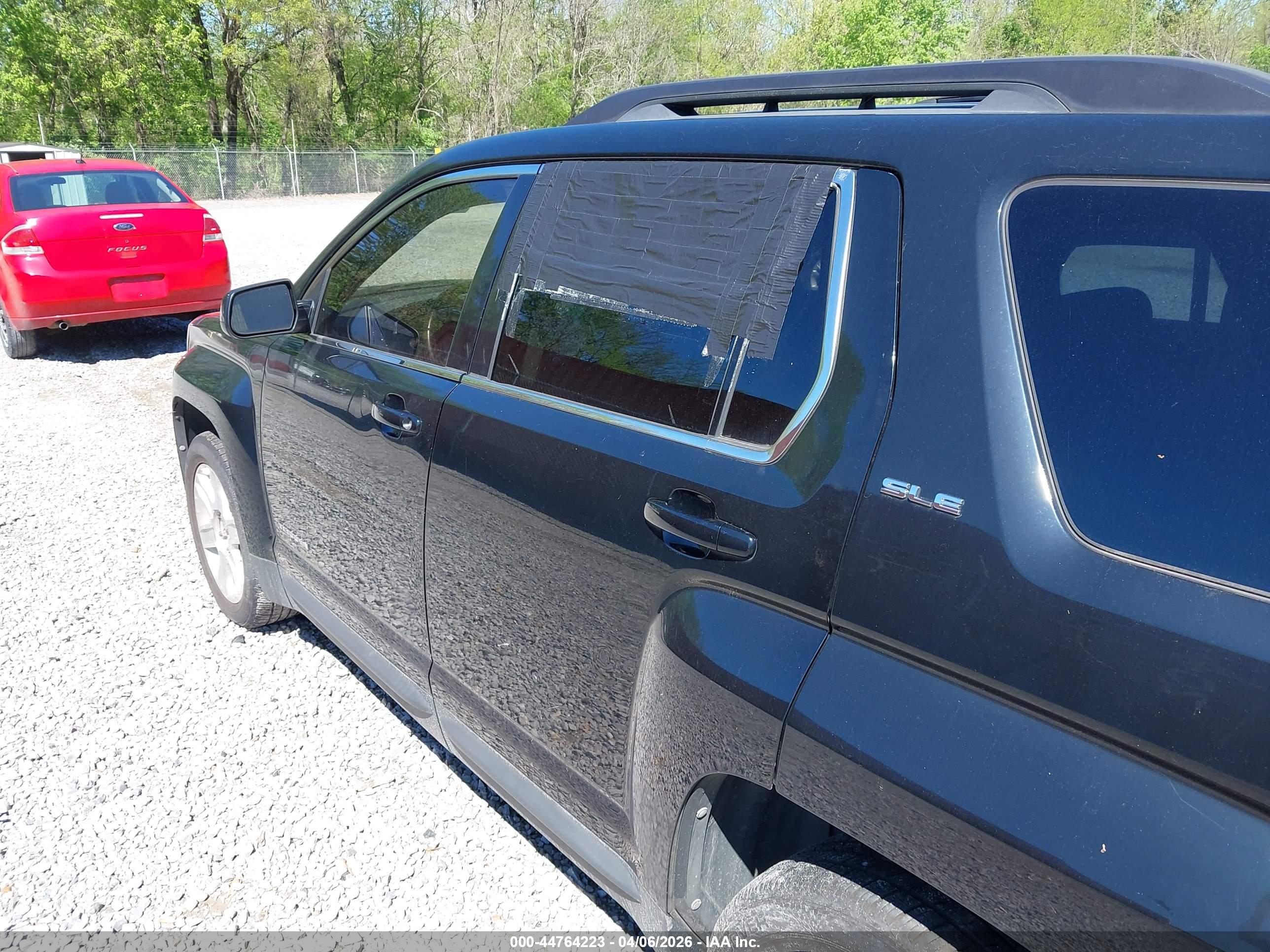GMC TERRAIN image 6