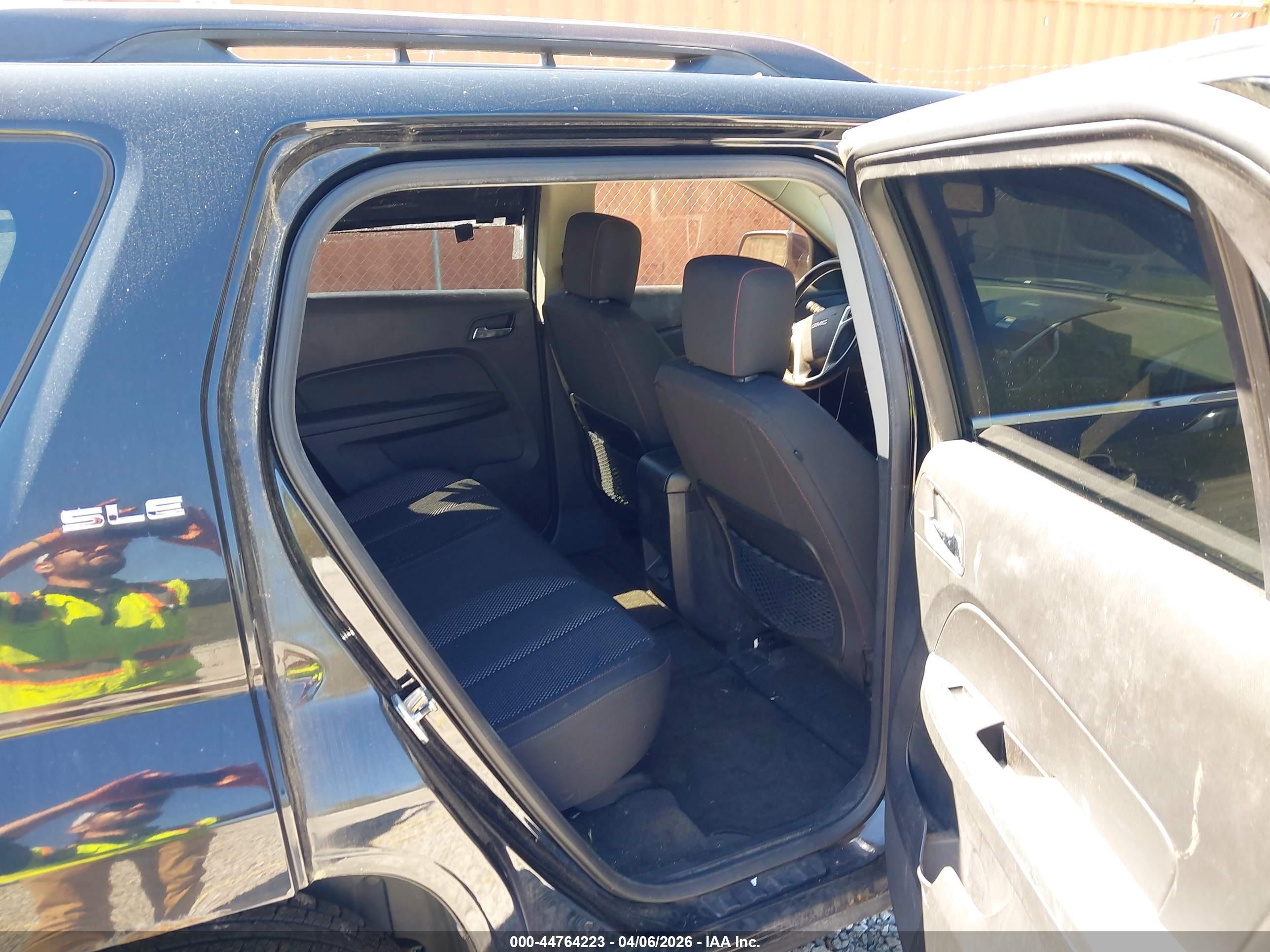 GMC TERRAIN image 8