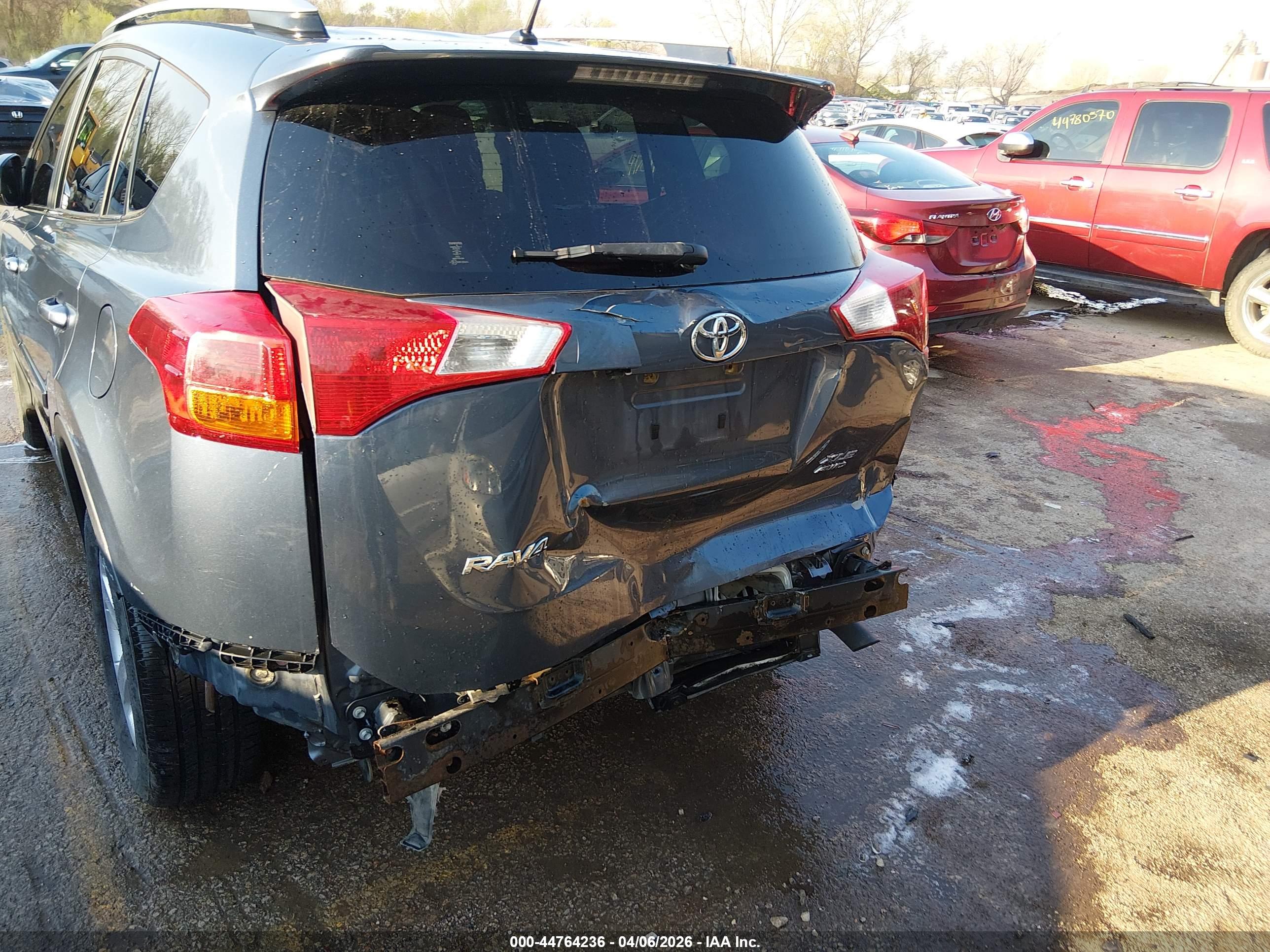TOYOTA RAV4 image 6