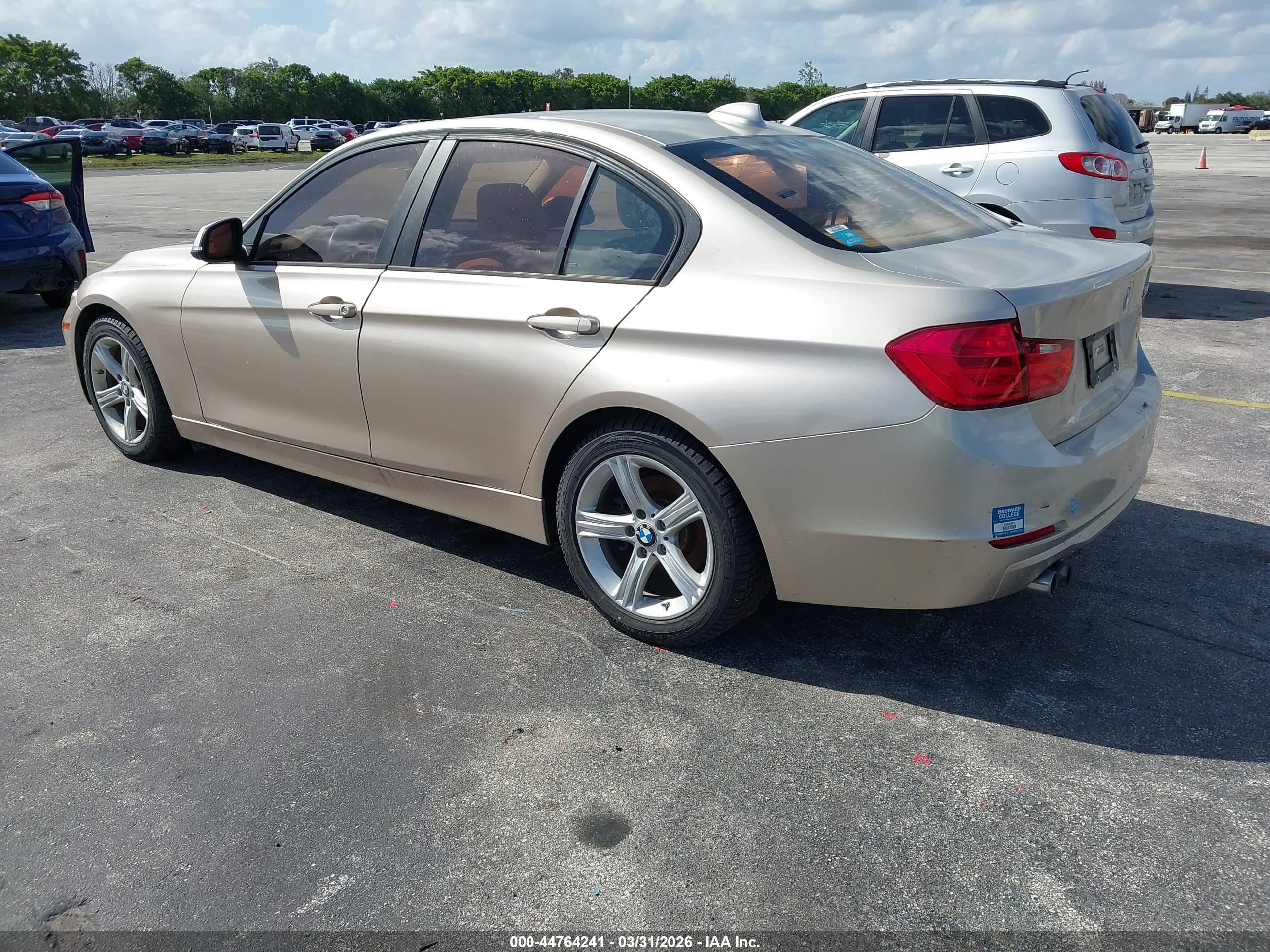 BMW 328I image 3
