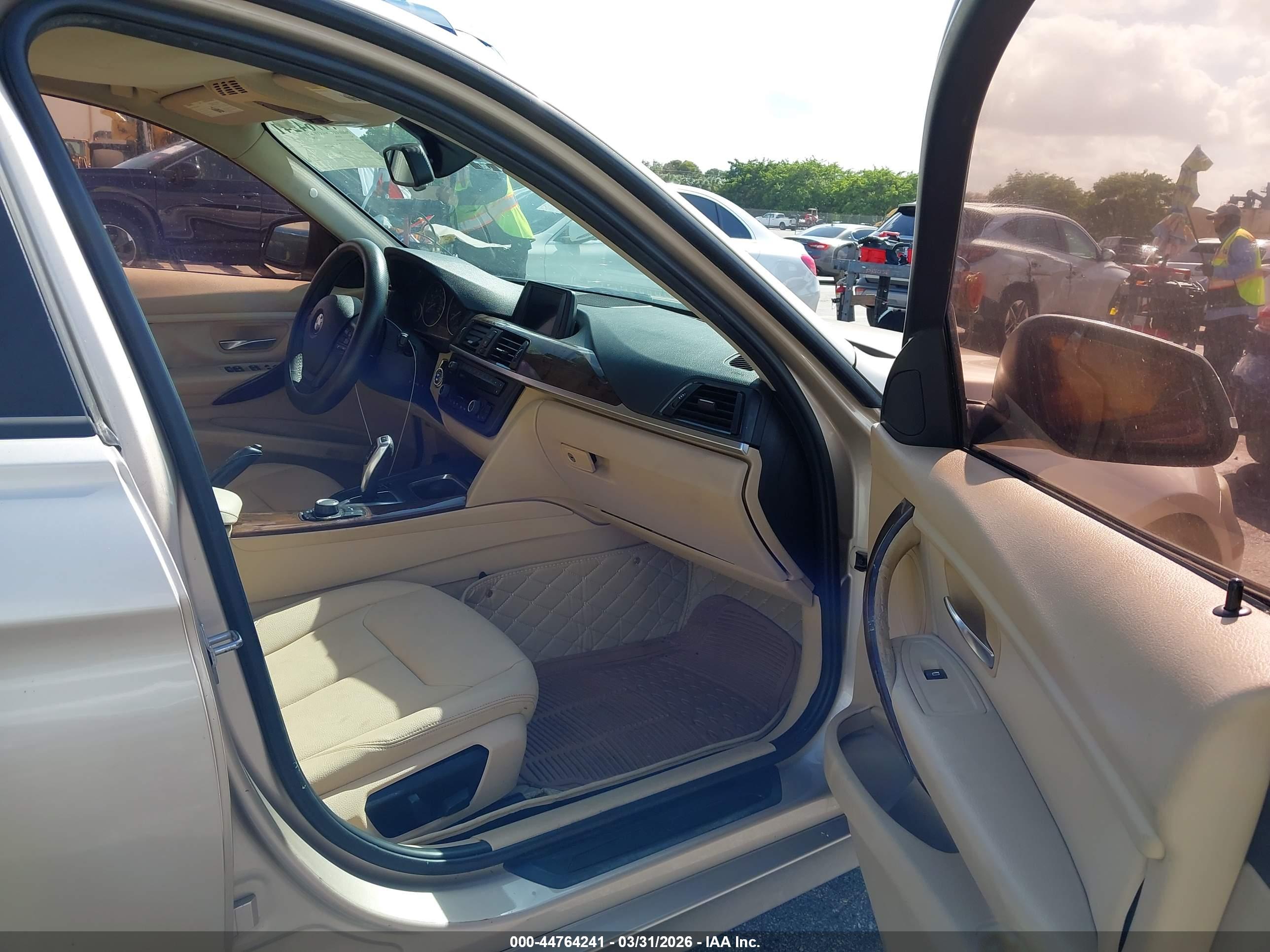 BMW 328I image 5