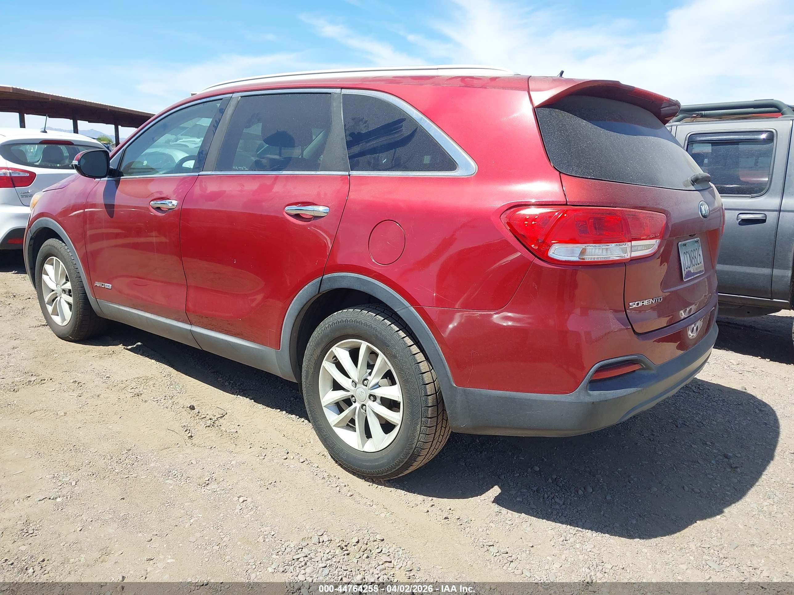 KIA SORENTO image 3