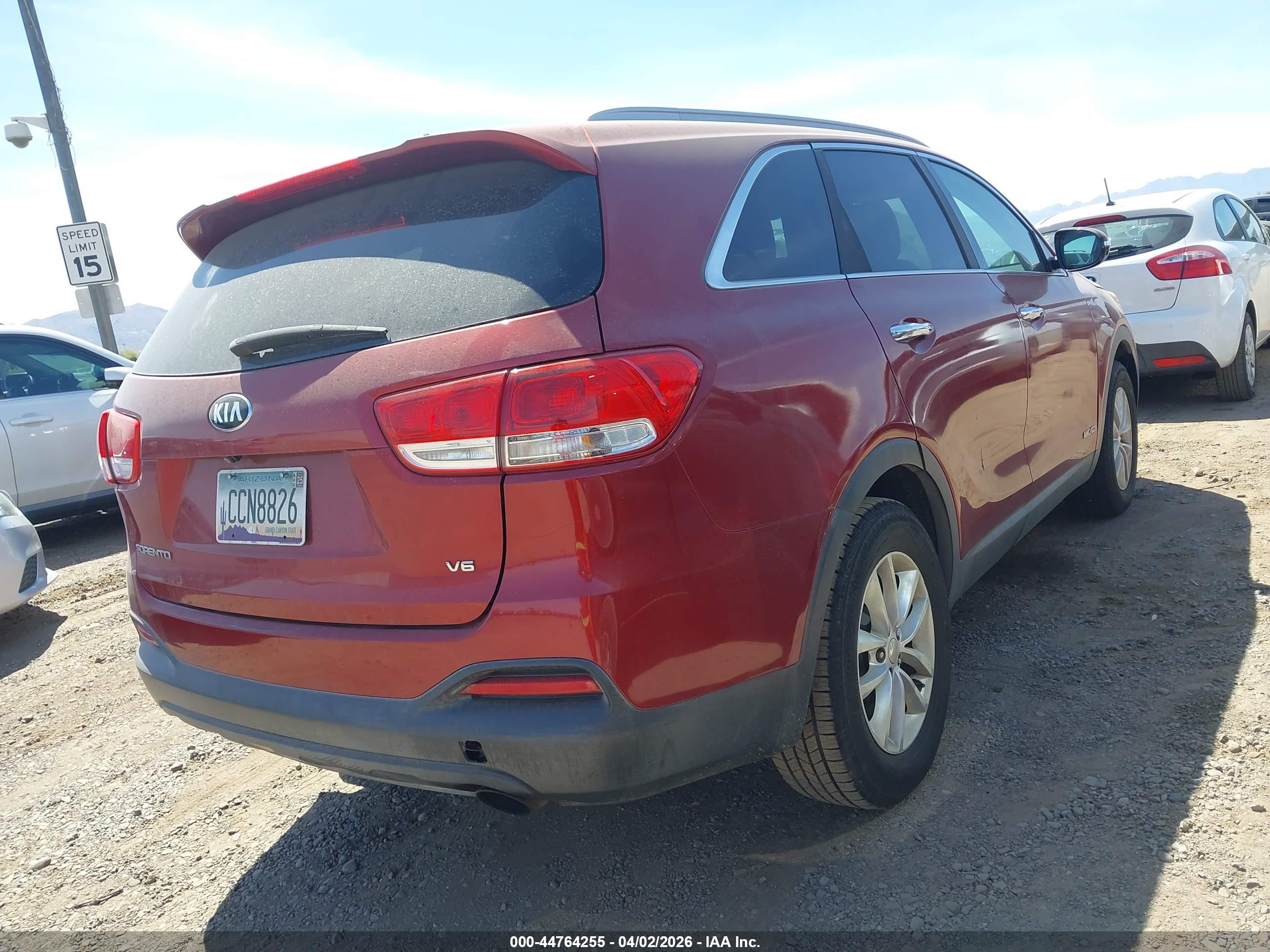 KIA SORENTO image 4