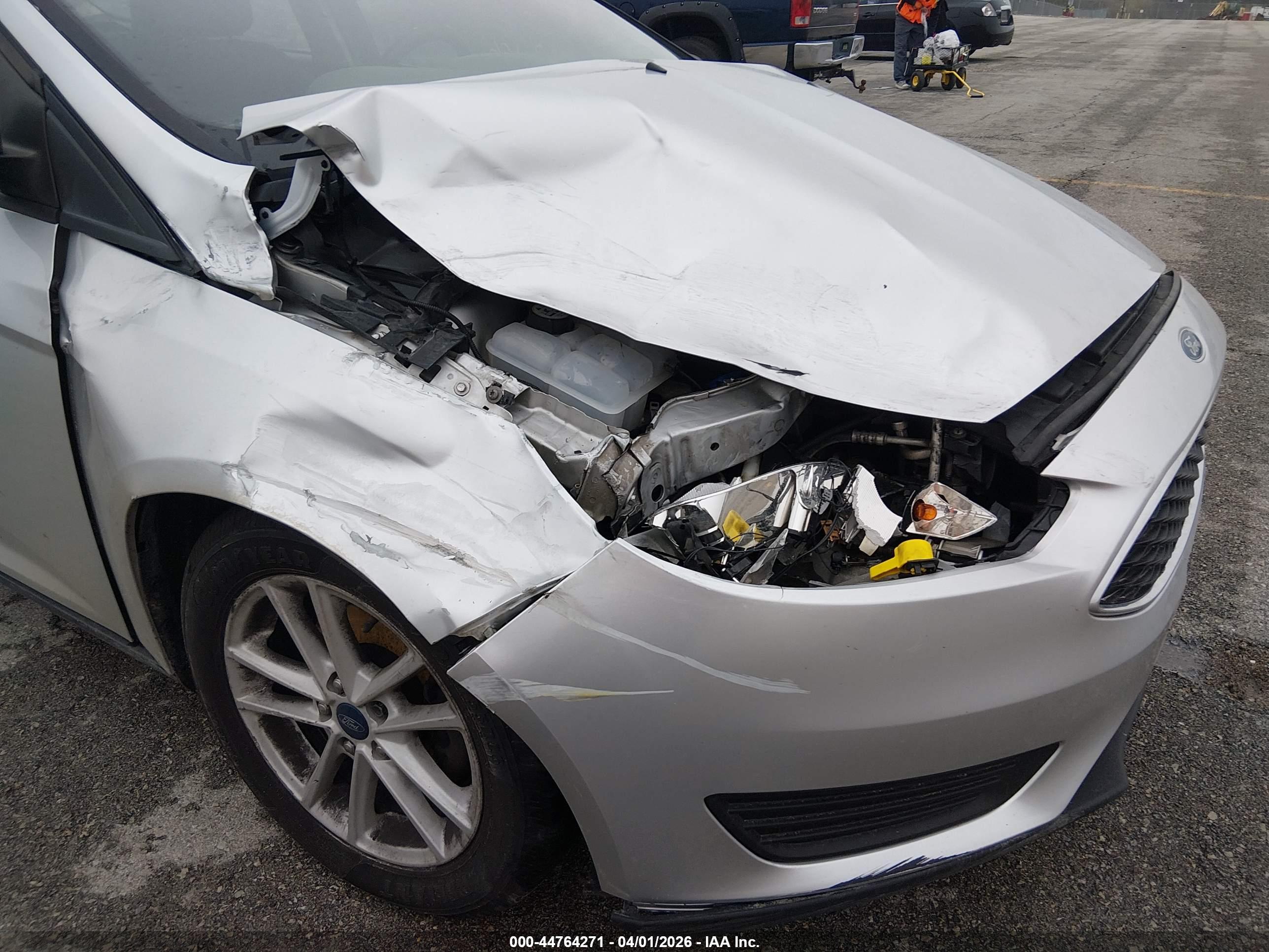 FORD FOCUS image 6