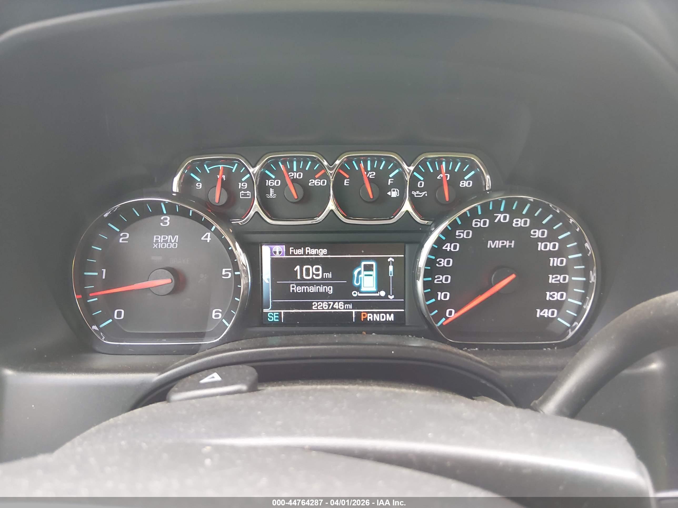 CHEVROLET SILVERADO image 7