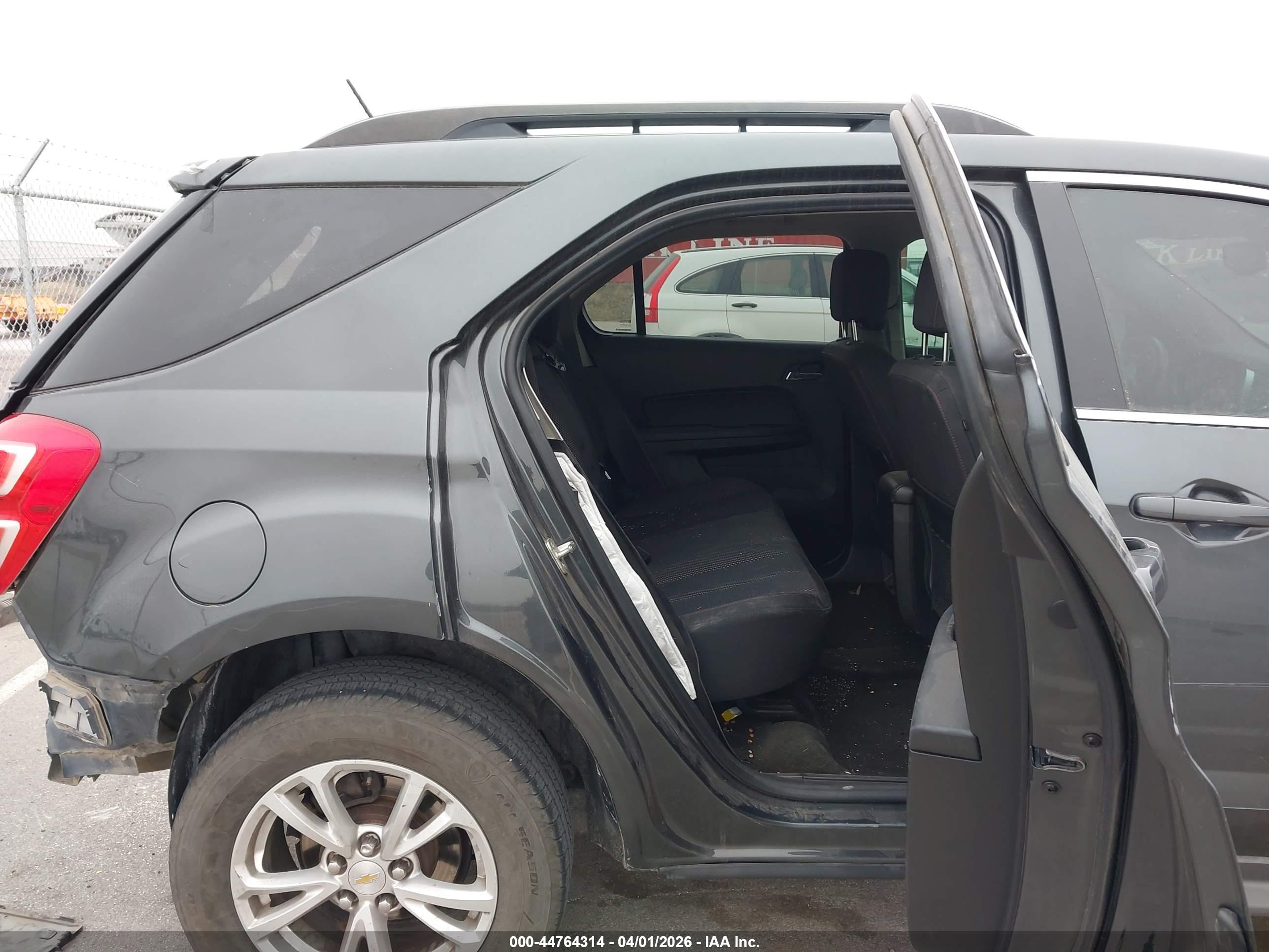 CHEVROLET EQUINOX image 8