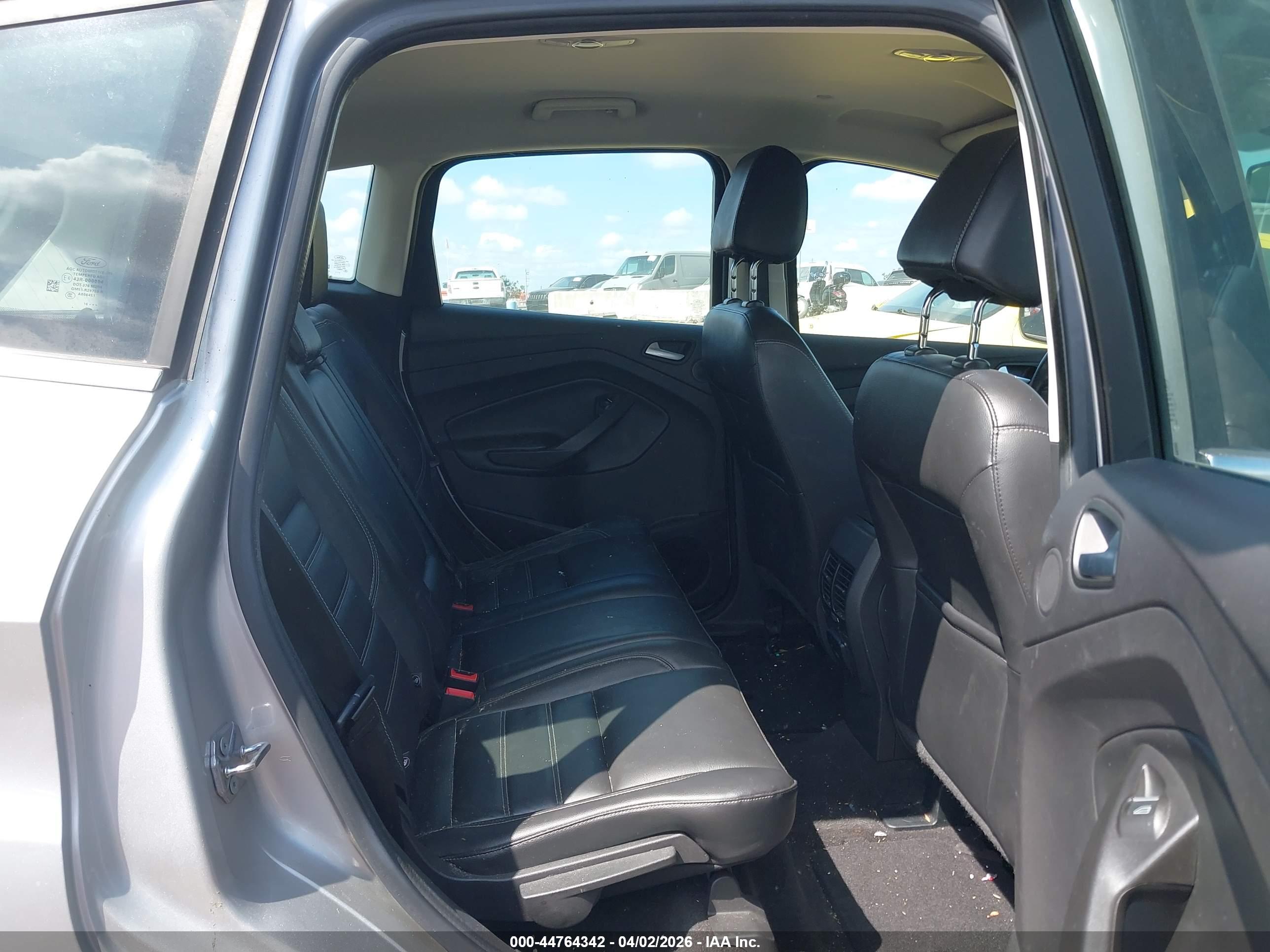 FORD C-MAX image 8